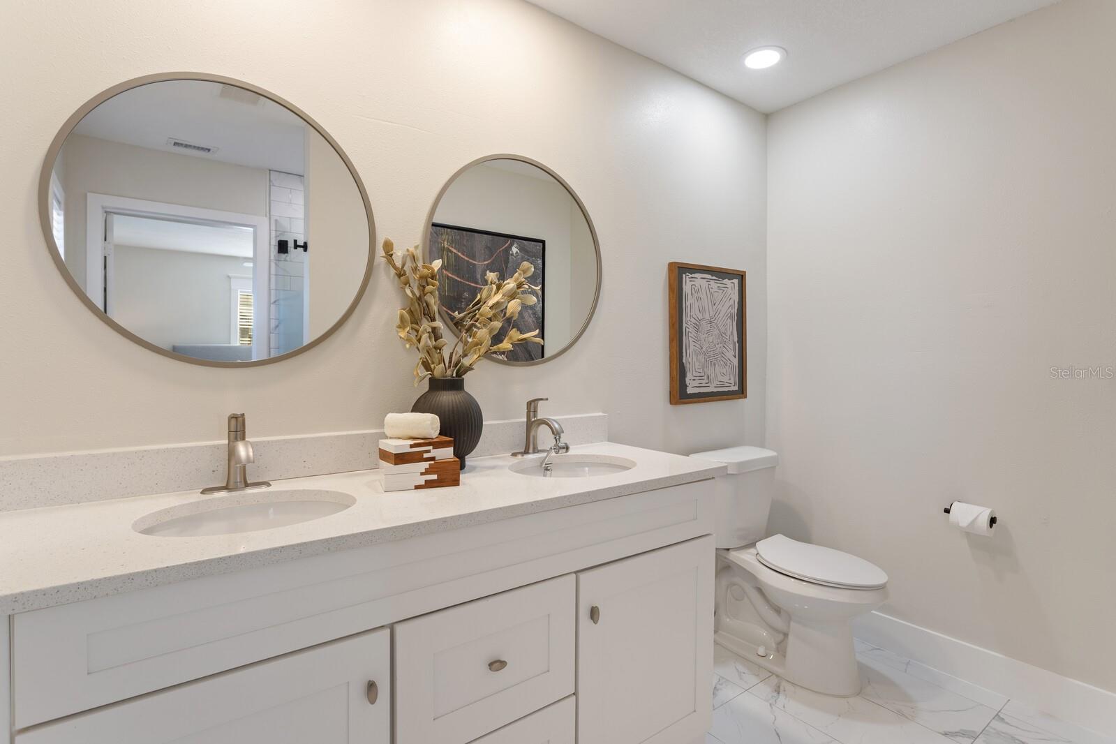 Image 33 of 50 For 4109 Bay Court Avenue