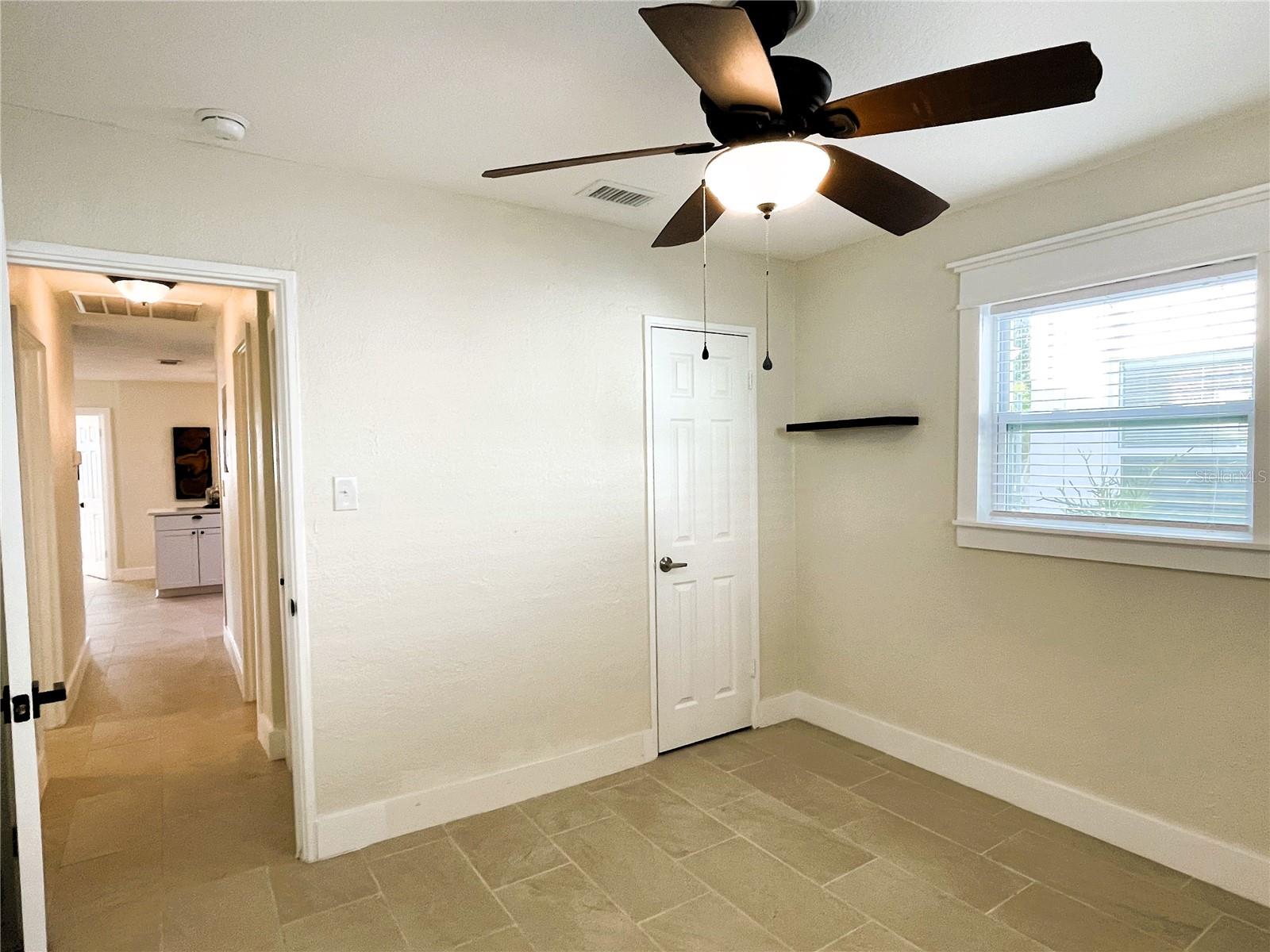 Image 35 of 50 For 4109 Bay Court Avenue