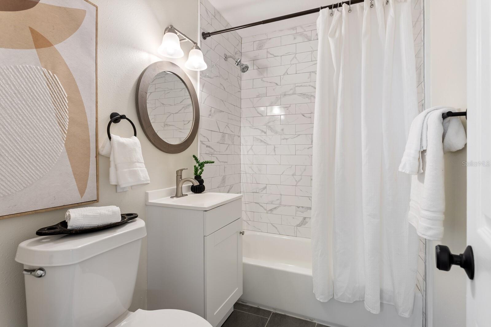 Image 36 of 50 For 4109 Bay Court Avenue