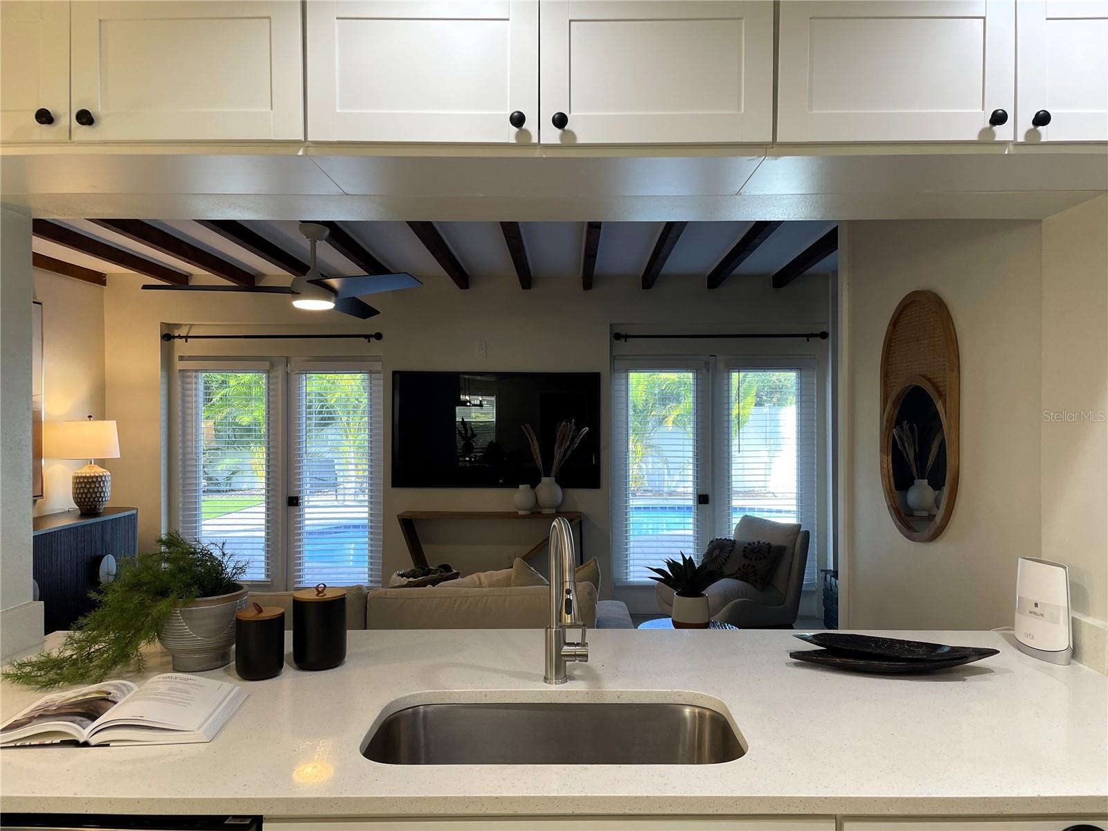 Image 9 of 50 For 4109 Bay Court Avenue