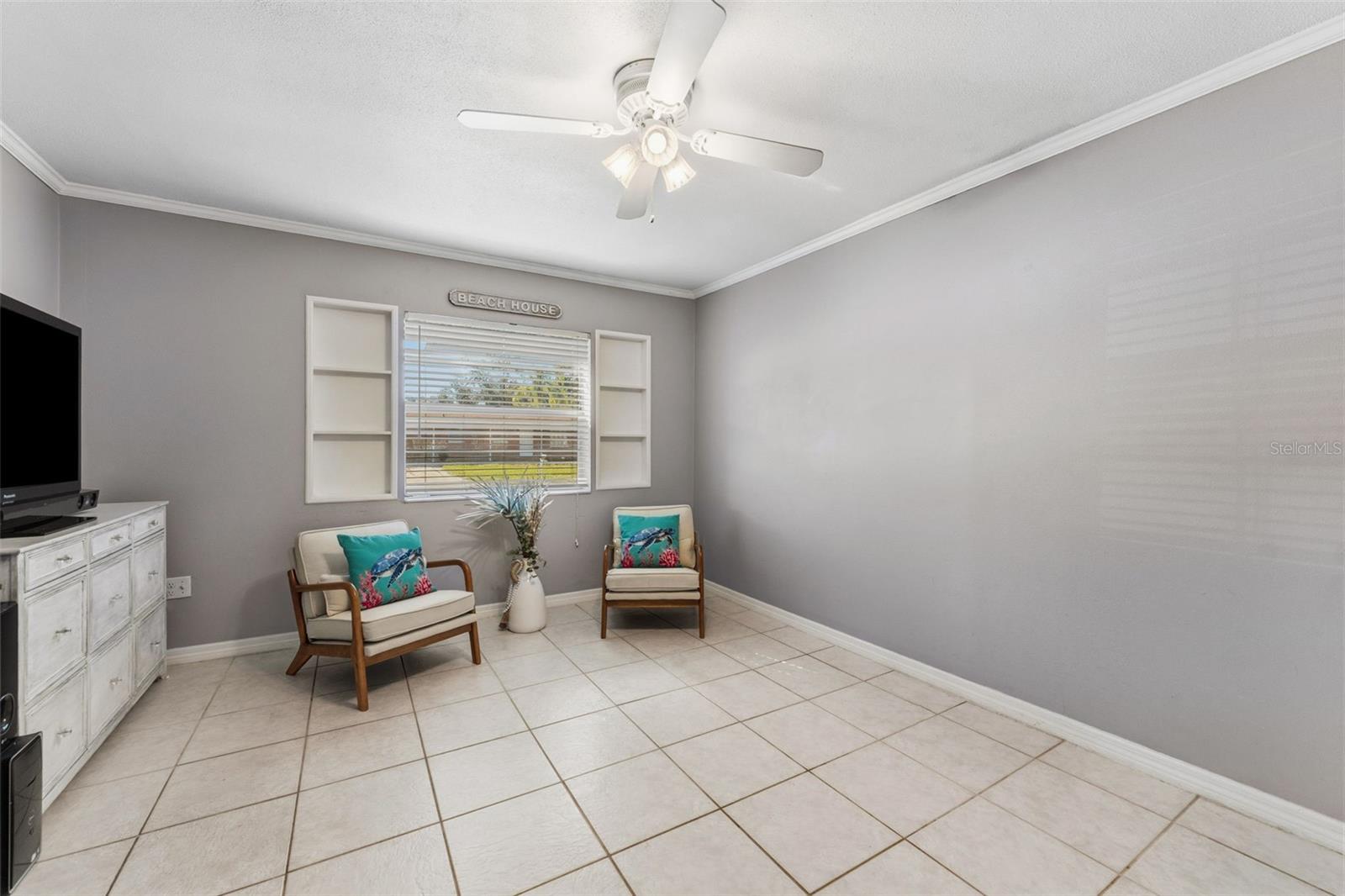 Image 11 of 39 For 6507 Los Altos Way