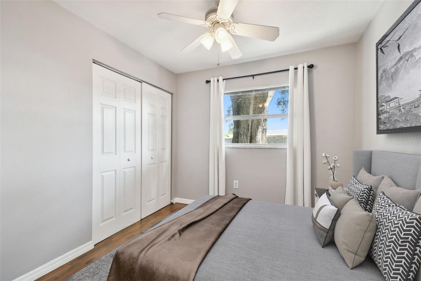 Image 25 of 39 For 6507 Los Altos Way