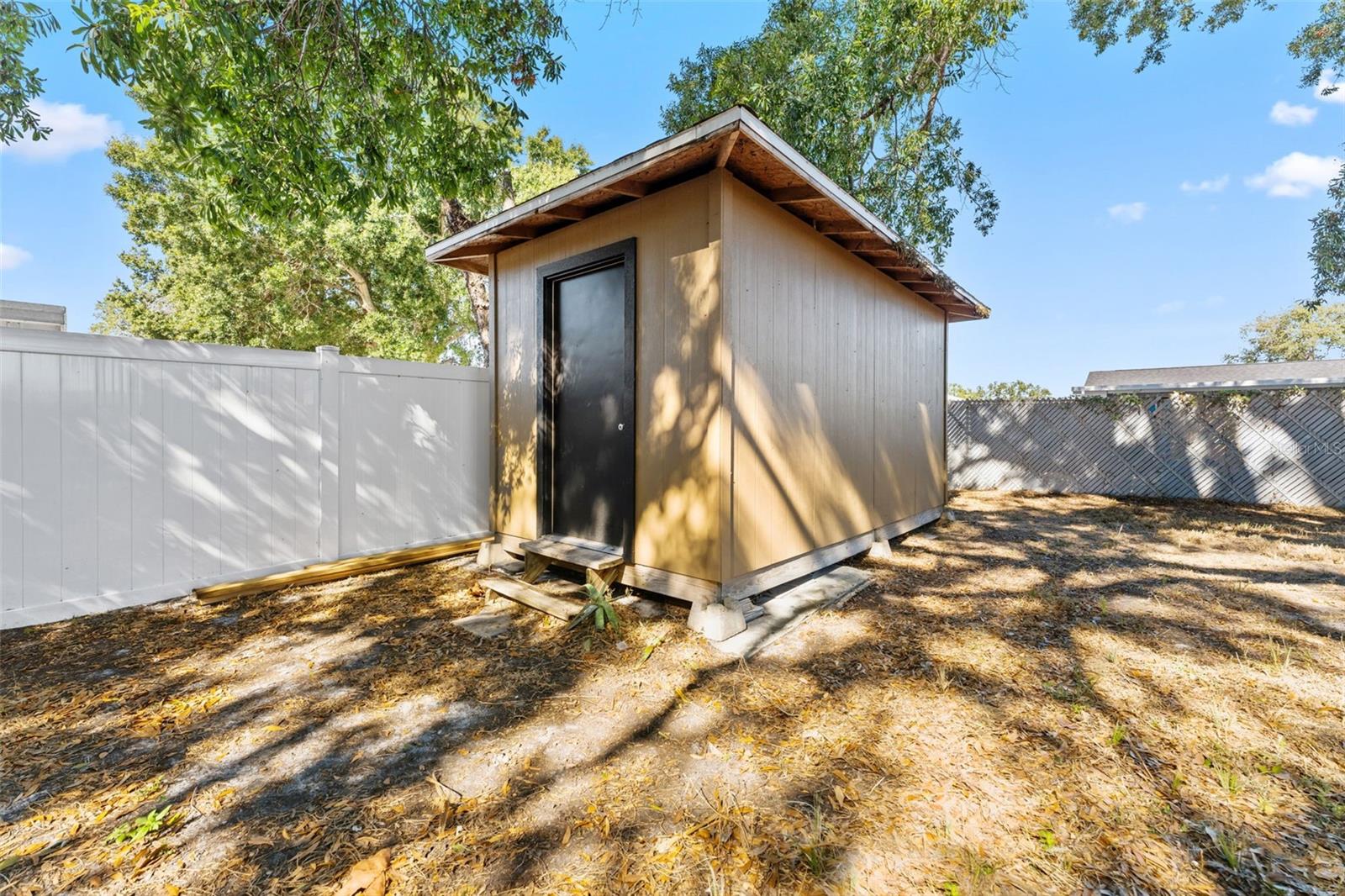 Image 36 of 39 For 6507 Los Altos Way