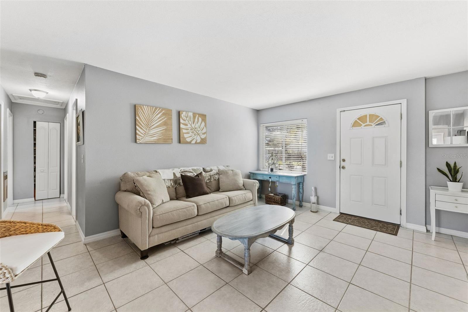 Image 7 of 39 For 6507 Los Altos Way