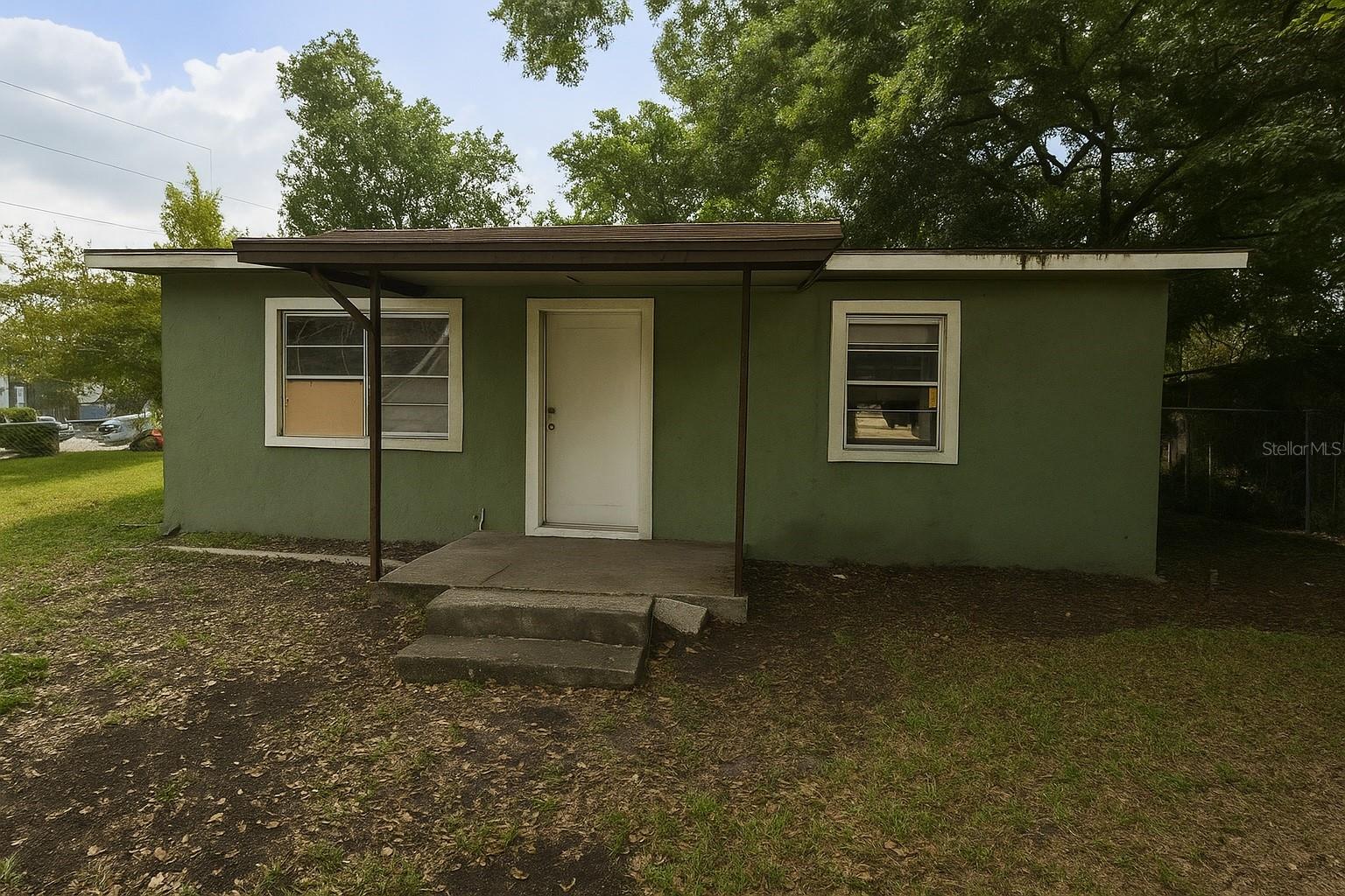 Listing Details for 10102 21st Street, TAMPA, FL 33612