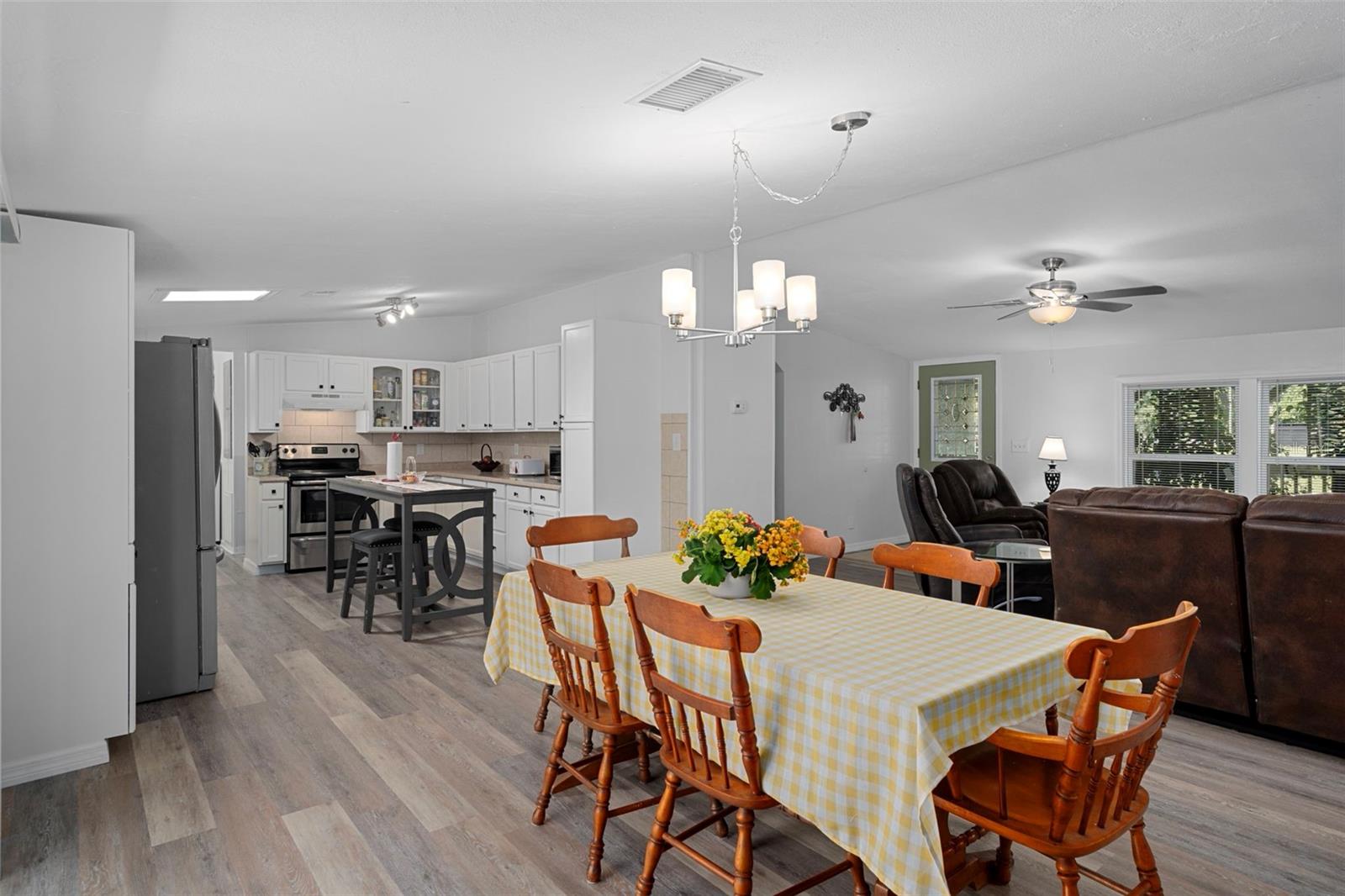 Image 15 of 49 For 4641 Slash Pine Avenue