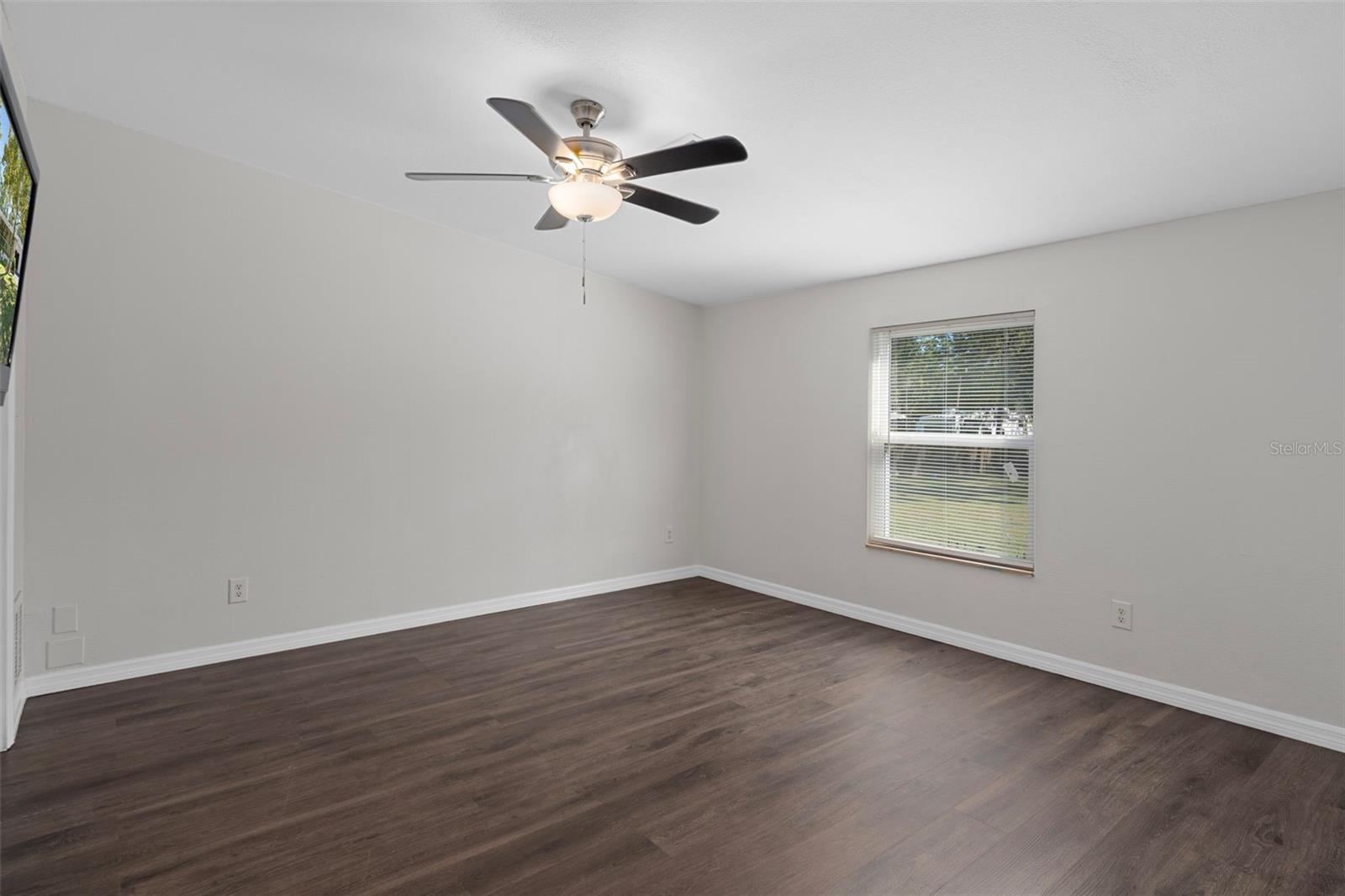 Image 31 of 49 For 4641 Slash Pine Avenue