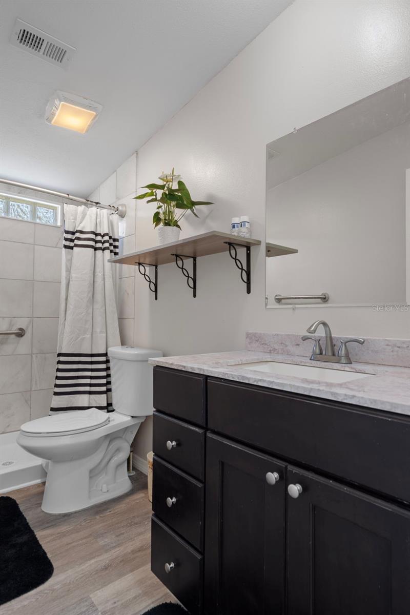 Image 34 of 49 For 4641 Slash Pine Avenue