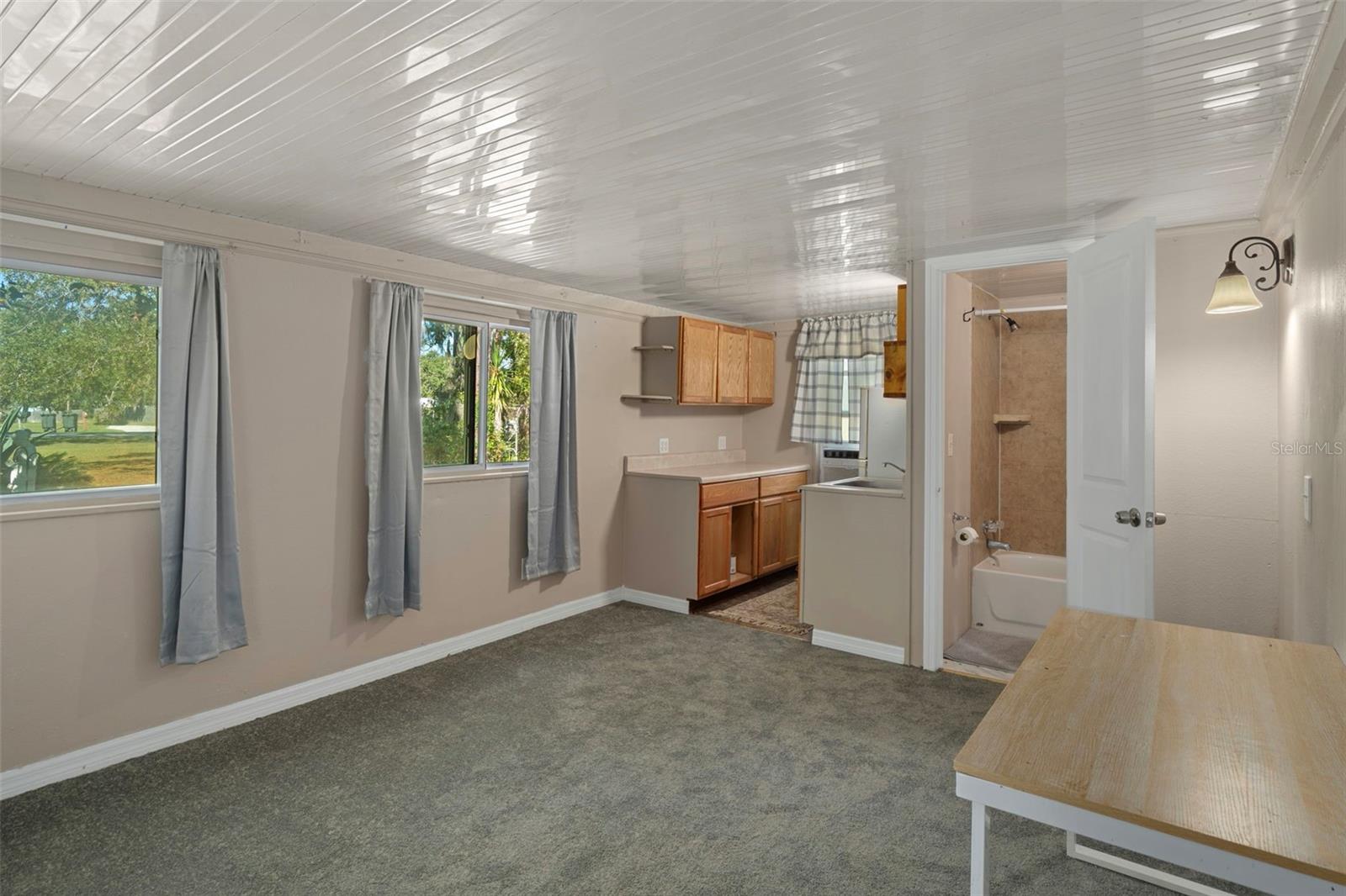 Image 36 of 49 For 4641 Slash Pine Avenue