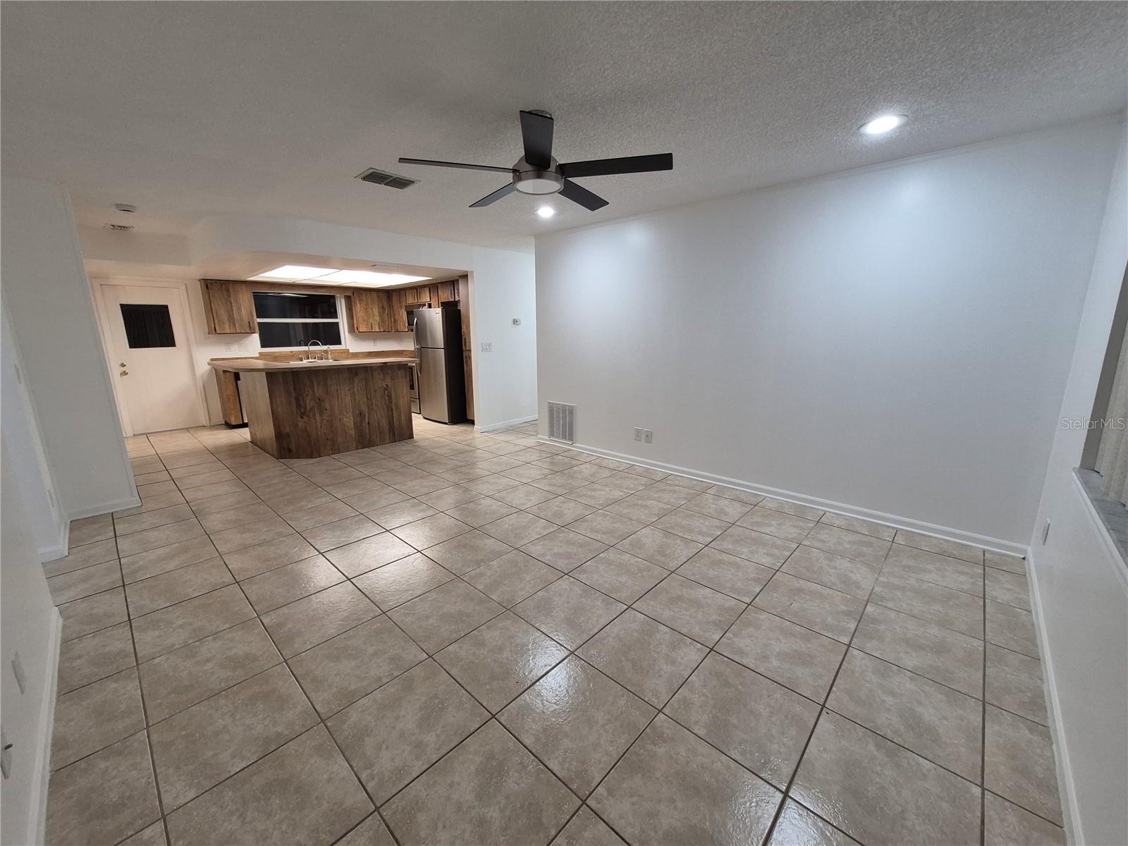 Image 10 of 43 For 2924 Ripplewood Drive