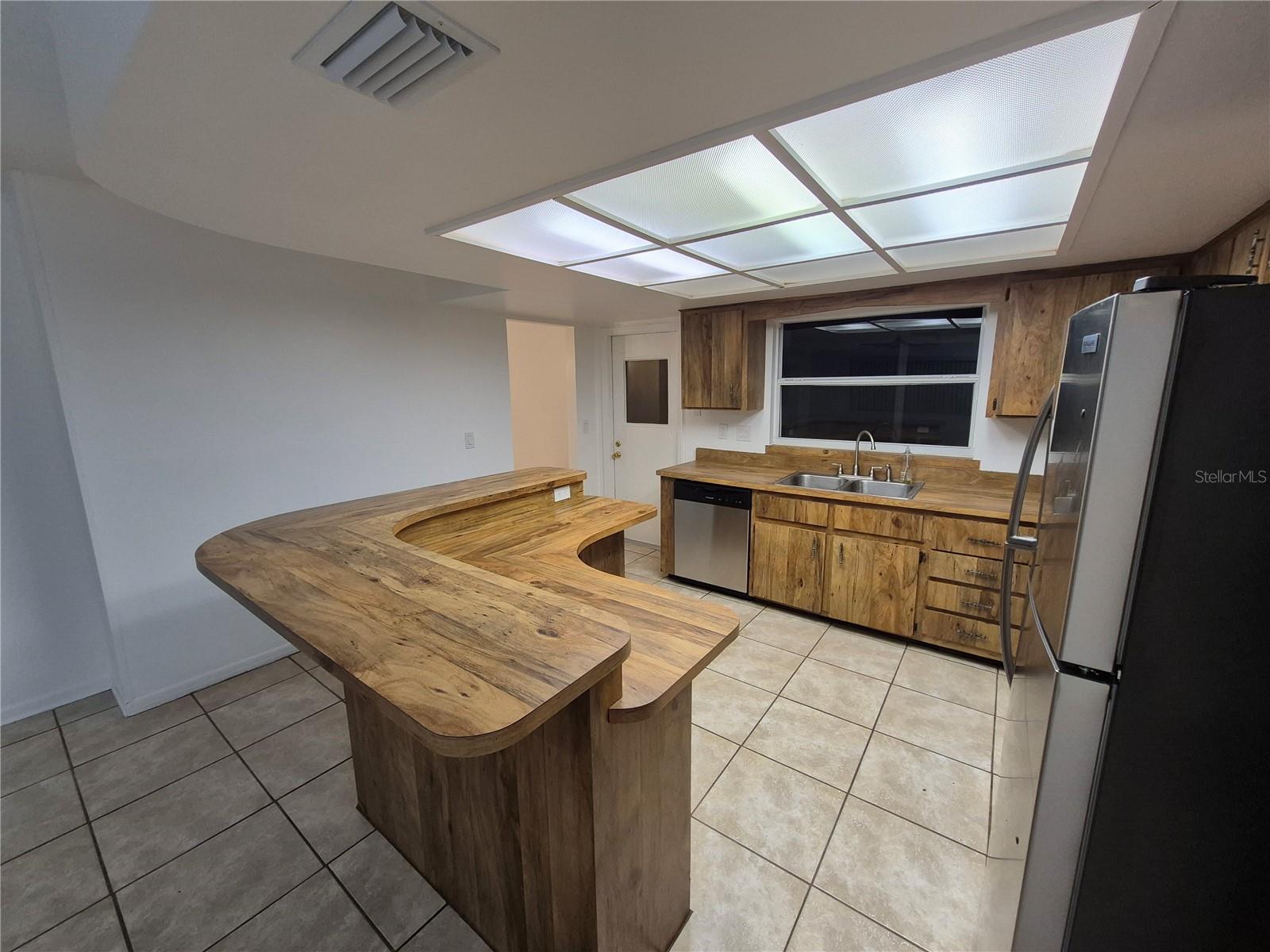 Image 12 of 43 For 2924 Ripplewood Drive