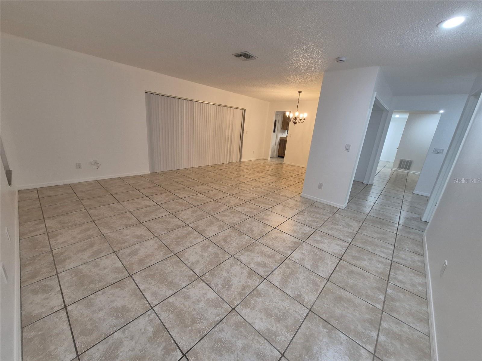 Image 20 of 43 For 2924 Ripplewood Drive