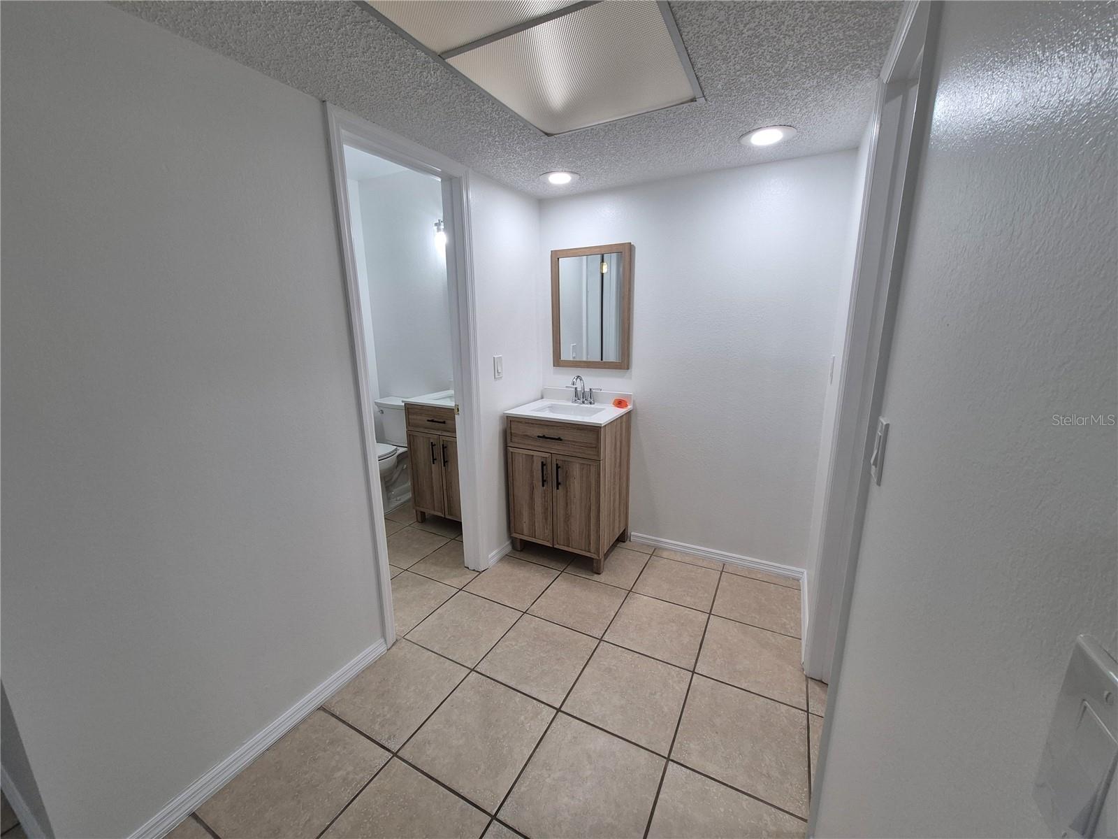 Image 22 of 43 For 2924 Ripplewood Drive