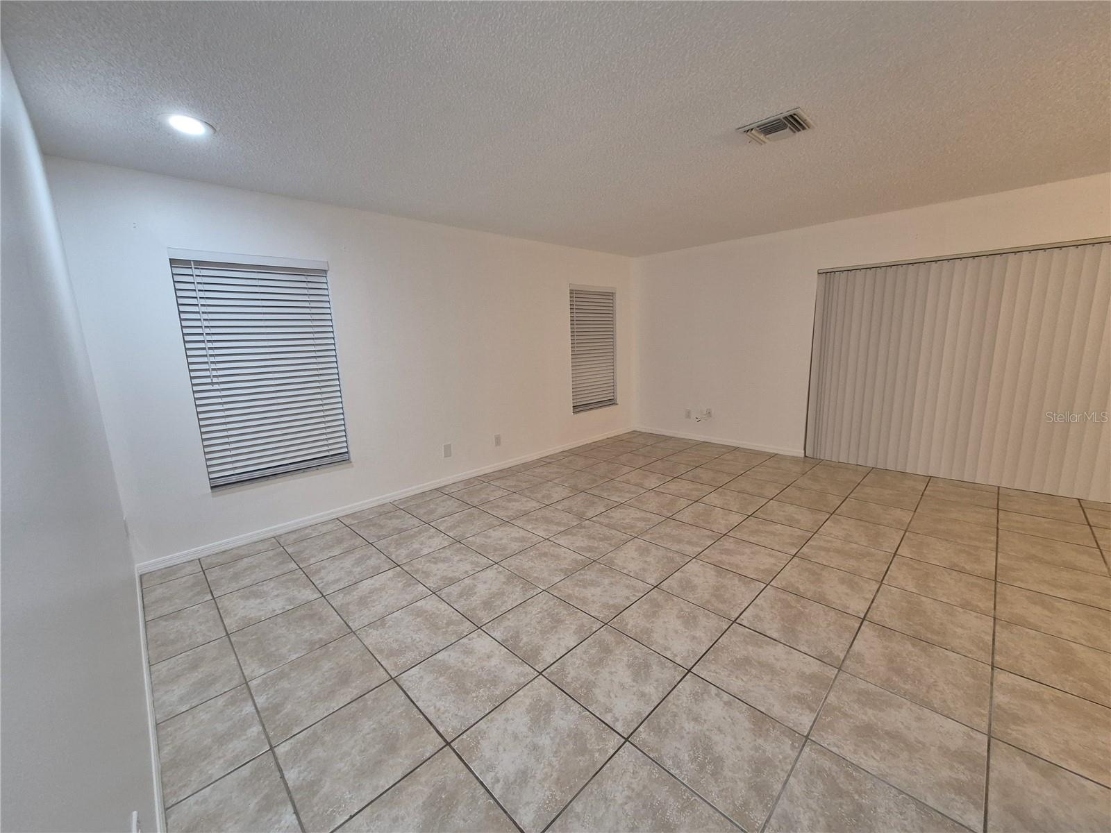 Image 3 of 43 For 2924 Ripplewood Drive