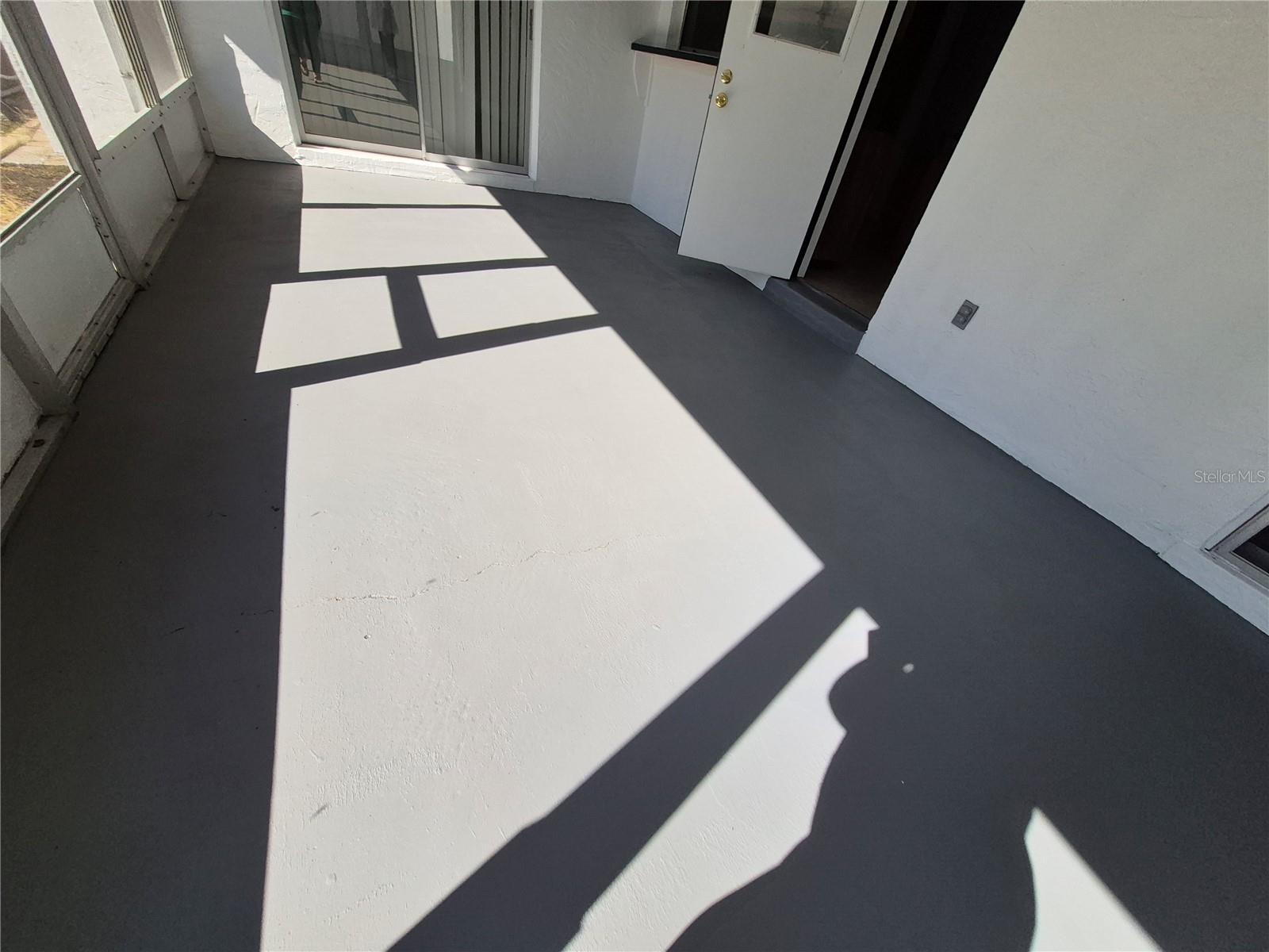 Image 39 of 43 For 2924 Ripplewood Drive