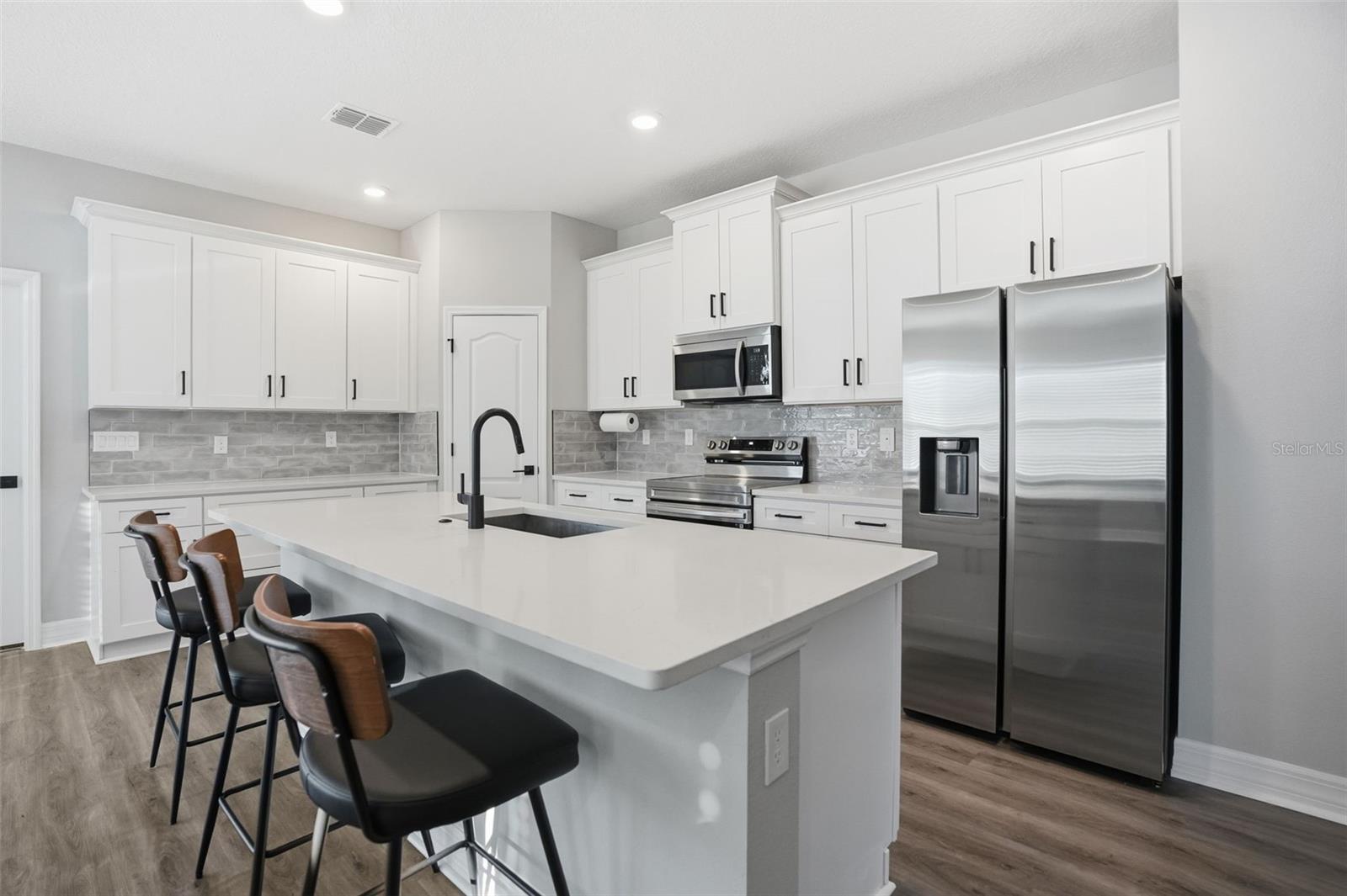 Image 10 of 31 For 8549 129th Lane