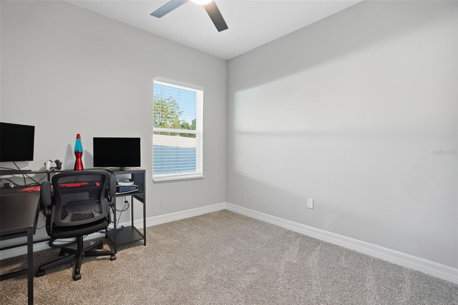 Image 14 of 31 For 8549 129th Lane