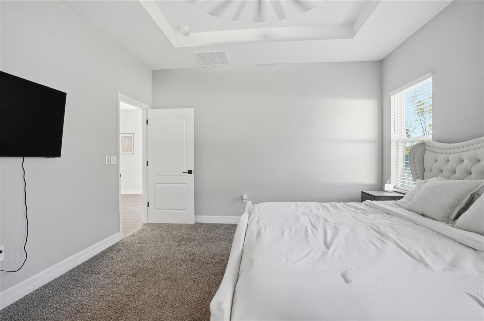 Image 21 of 31 For 8549 129th Lane