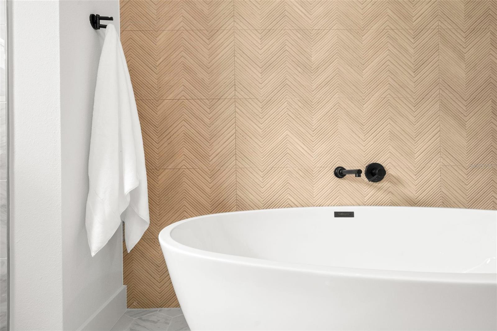 Image 27 of 33 For 2824 52nd Street S