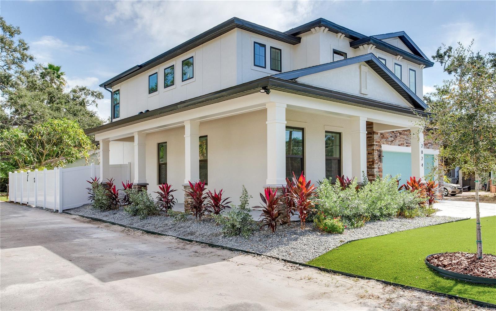 Image 28 of 33 For 2824 52nd Street S