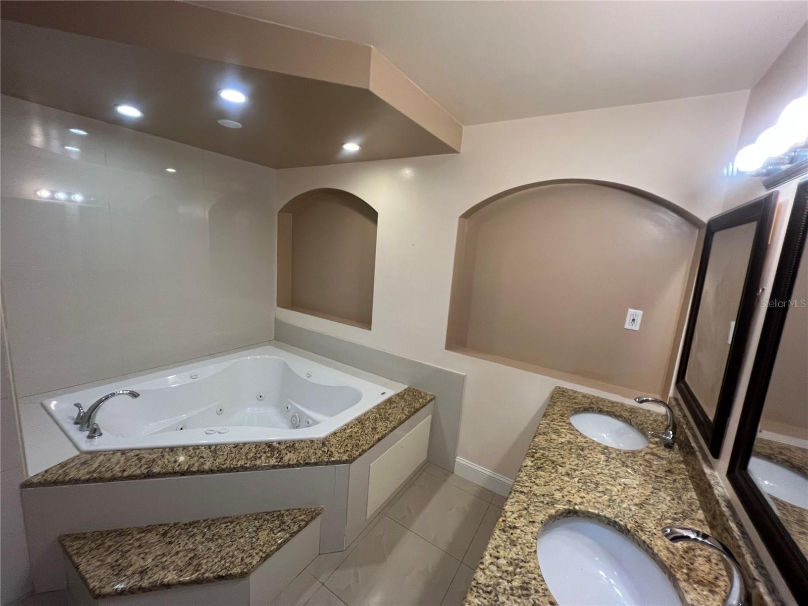 Image 5 of 38 For 6231 63rd Street N