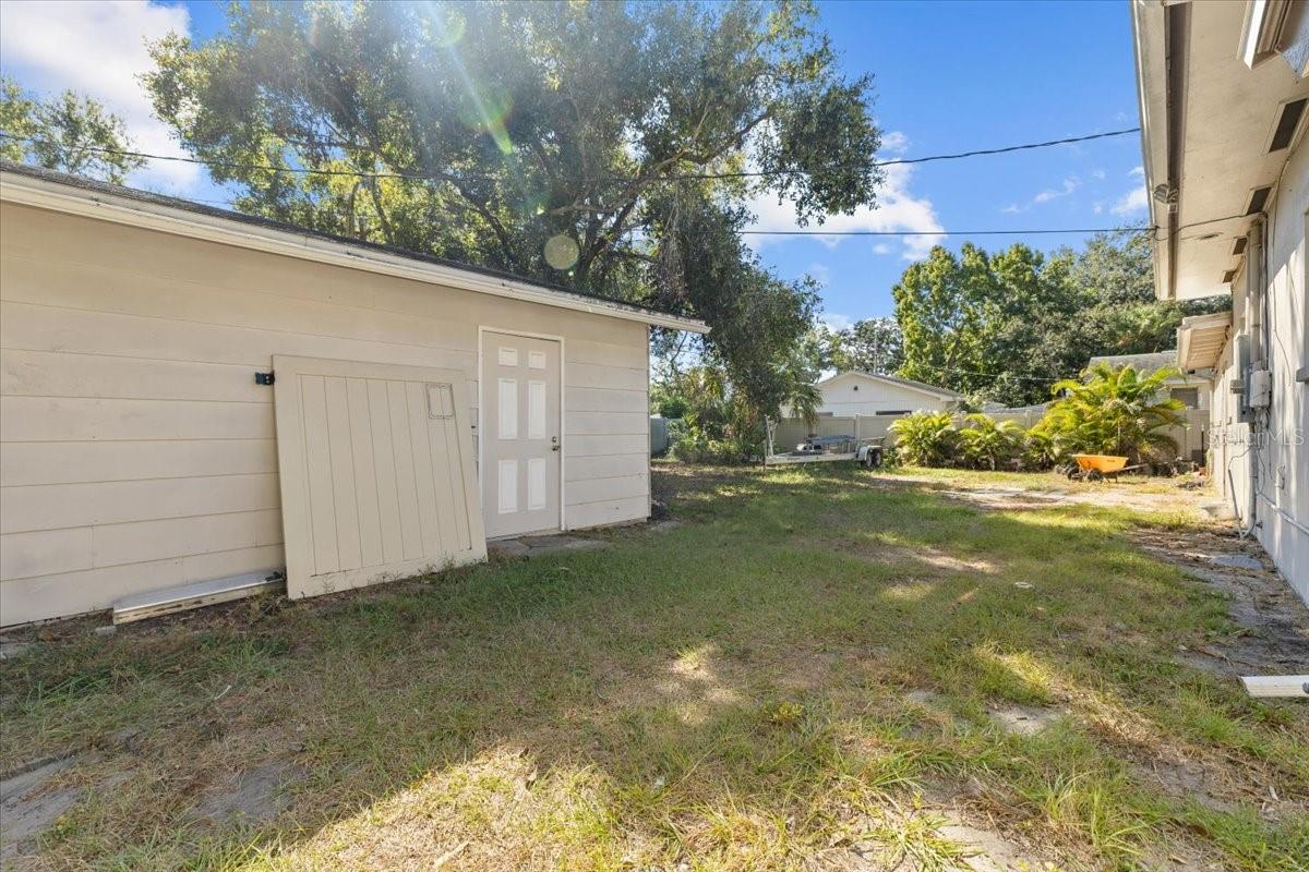 Image 38 of 41 For 6900 9th Avenue N