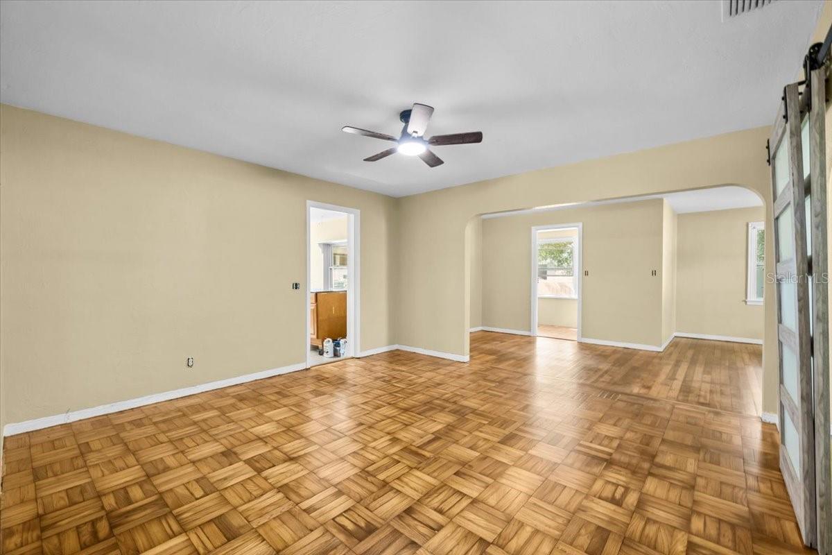 Image 8 of 41 For 6900 9th Avenue N