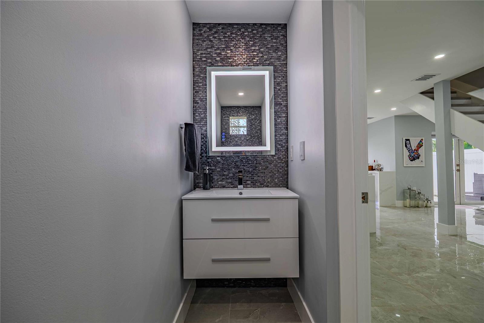 Image 19 of 48 For 18662 56th Avenue