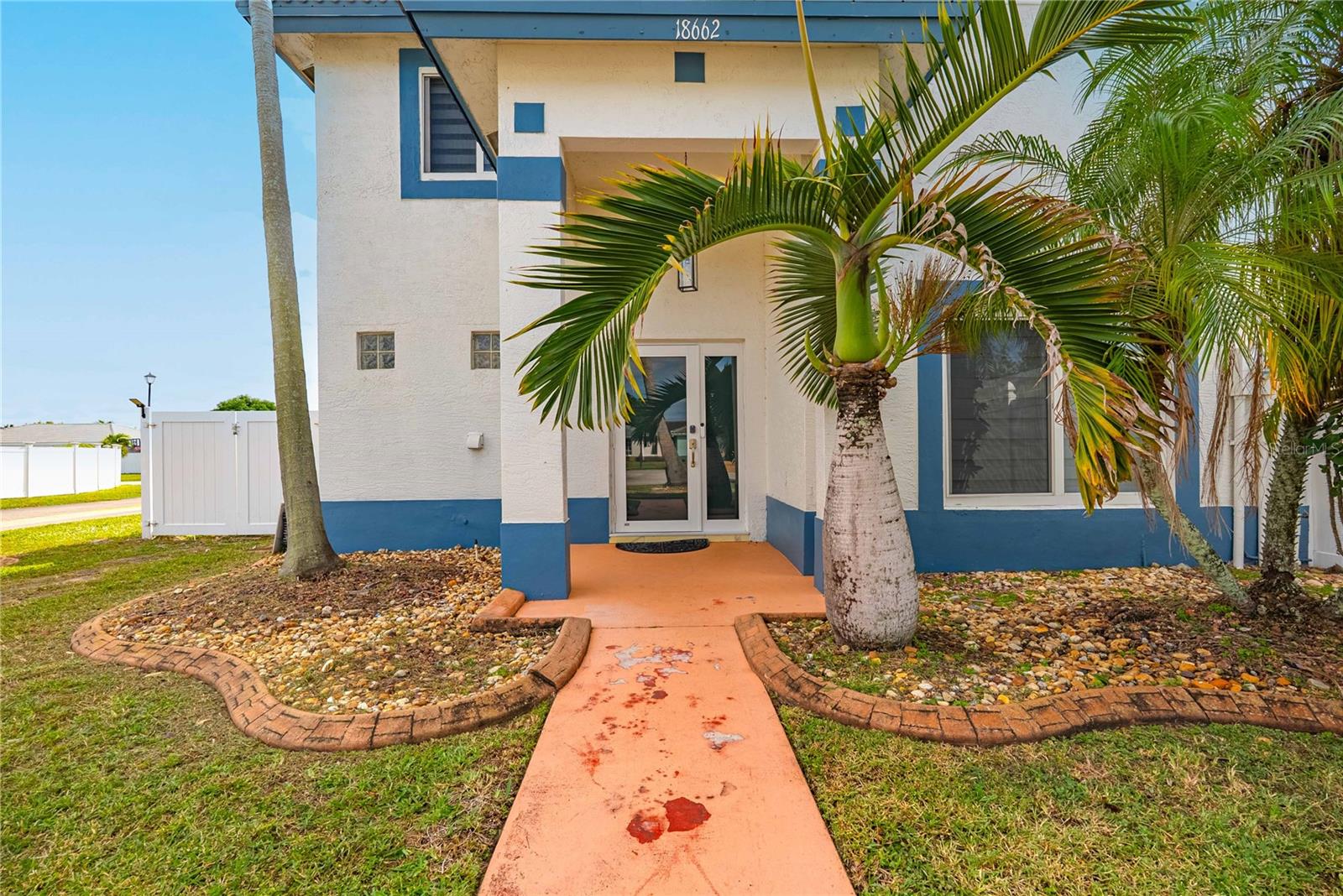 Image 2 of 48 For 18662 56th Avenue