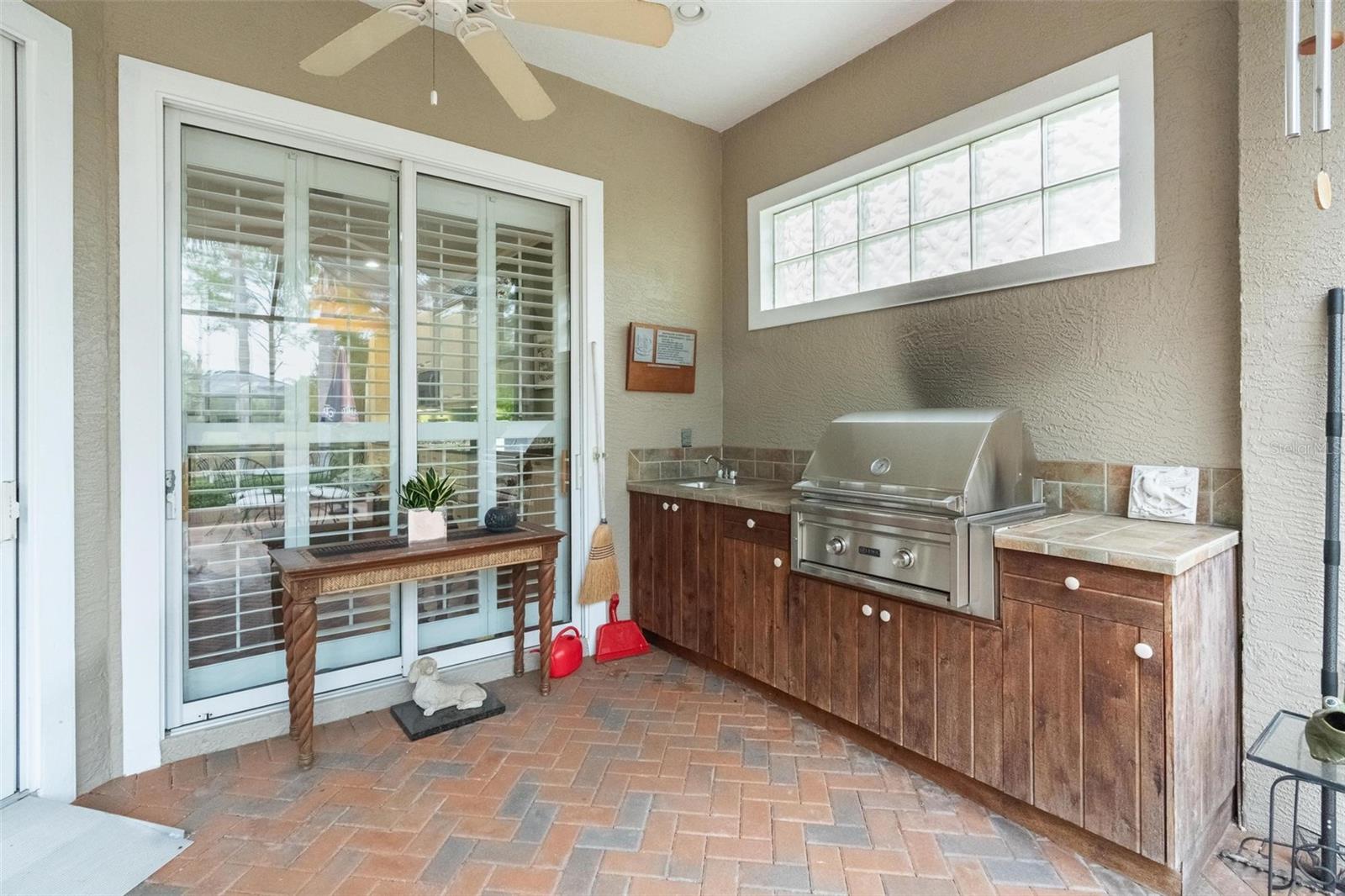 Image 14 of 48 For 7241 Orchid Island Place