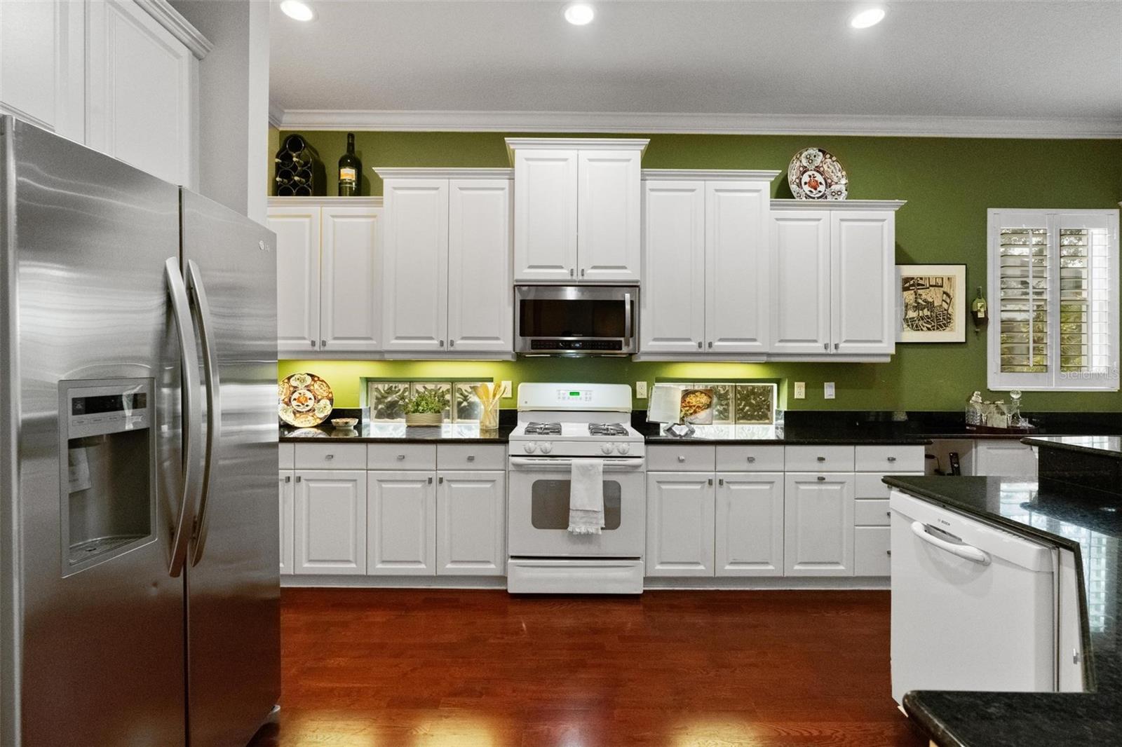 Image 18 of 48 For 7241 Orchid Island Place