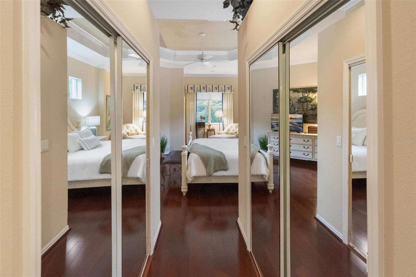 Image 31 of 48 For 7241 Orchid Island Place