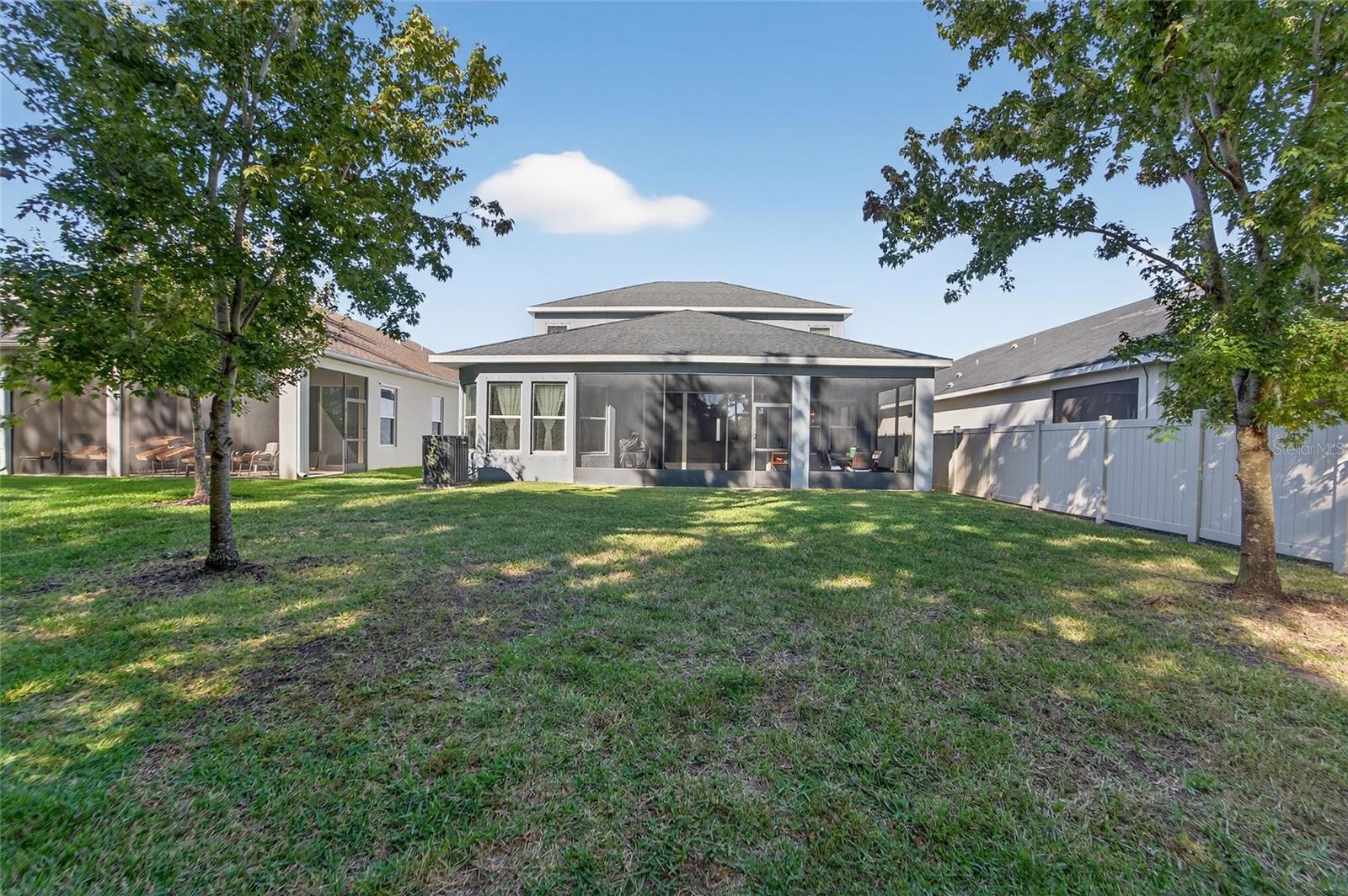 Listing photo id 11 for 10521 Alcon Blue Drive