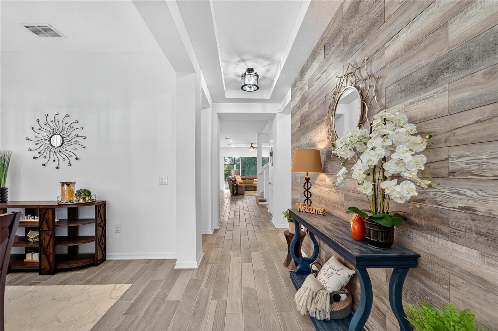 Listing photo id 13 for 10521 Alcon Blue Drive