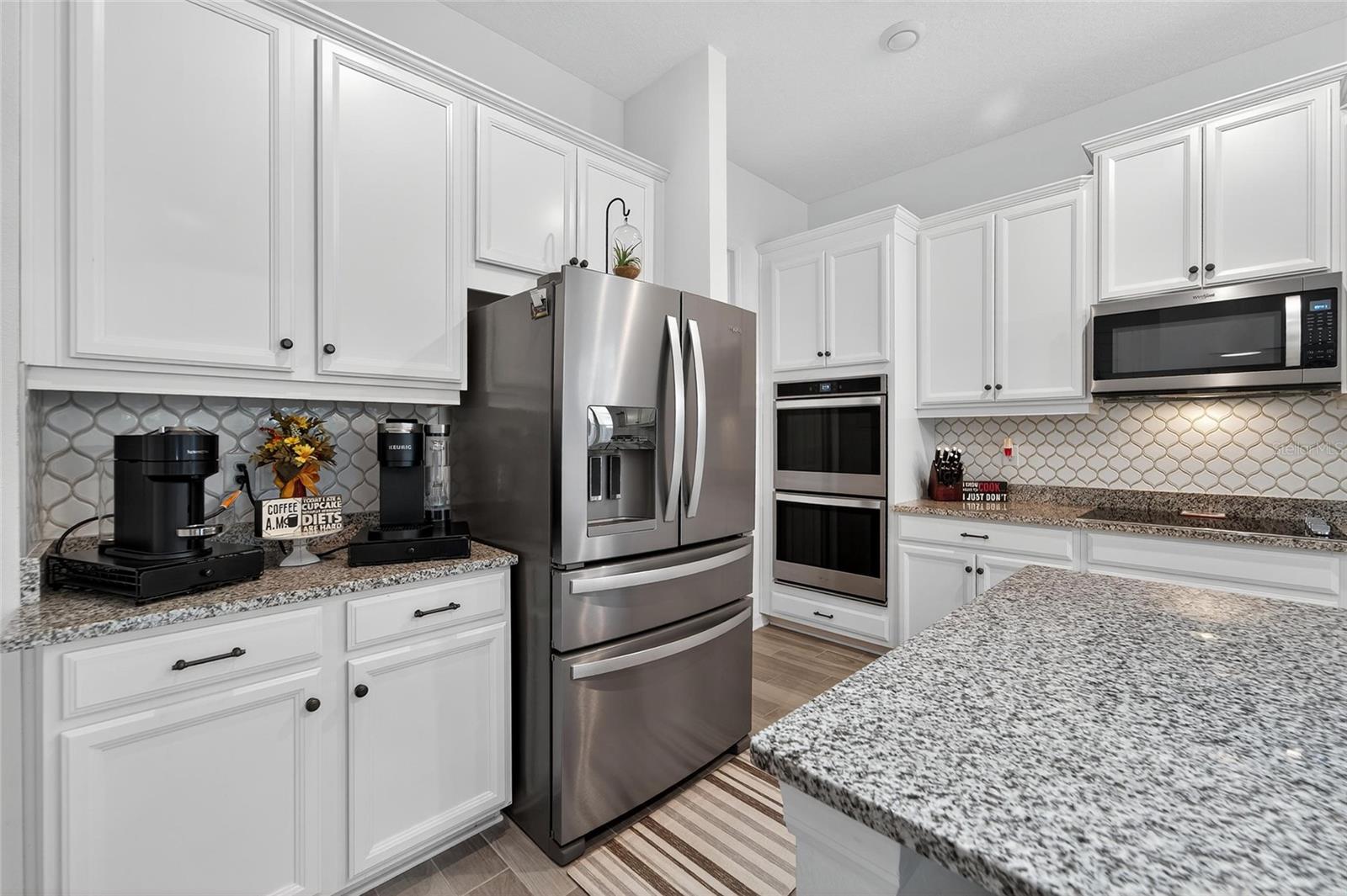 Listing photo id 29 for 10521 Alcon Blue Drive