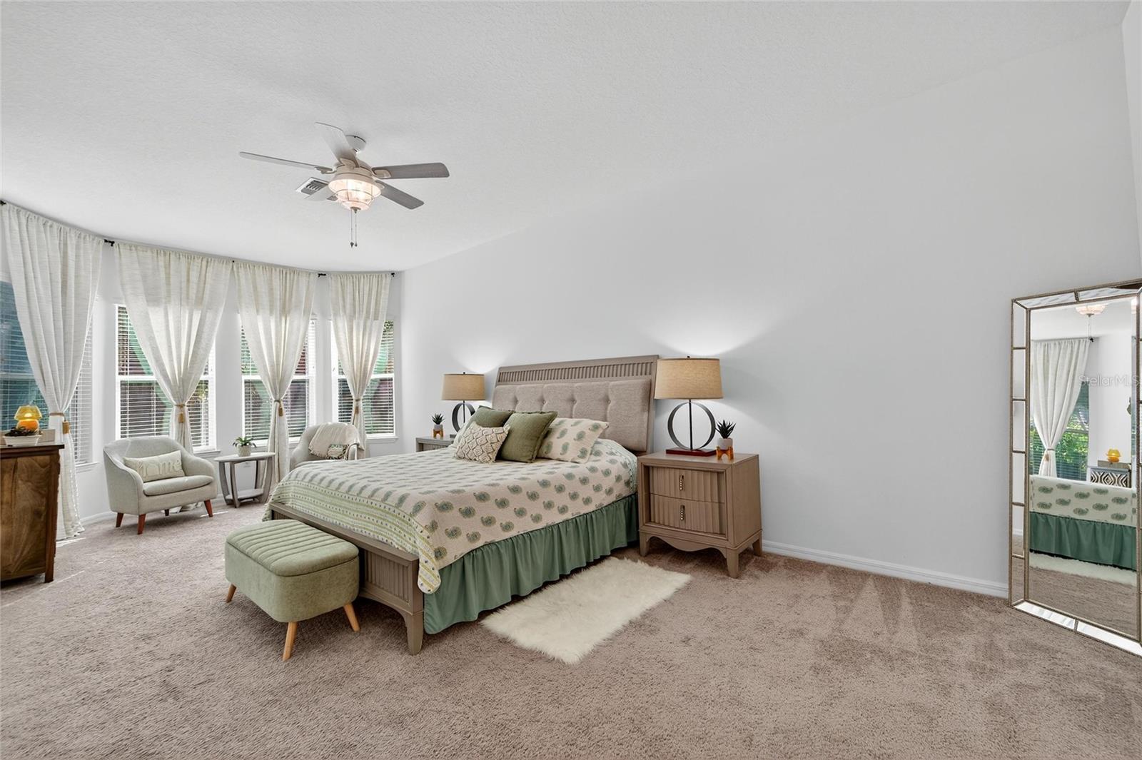 Listing photo id 40 for 10521 Alcon Blue Drive