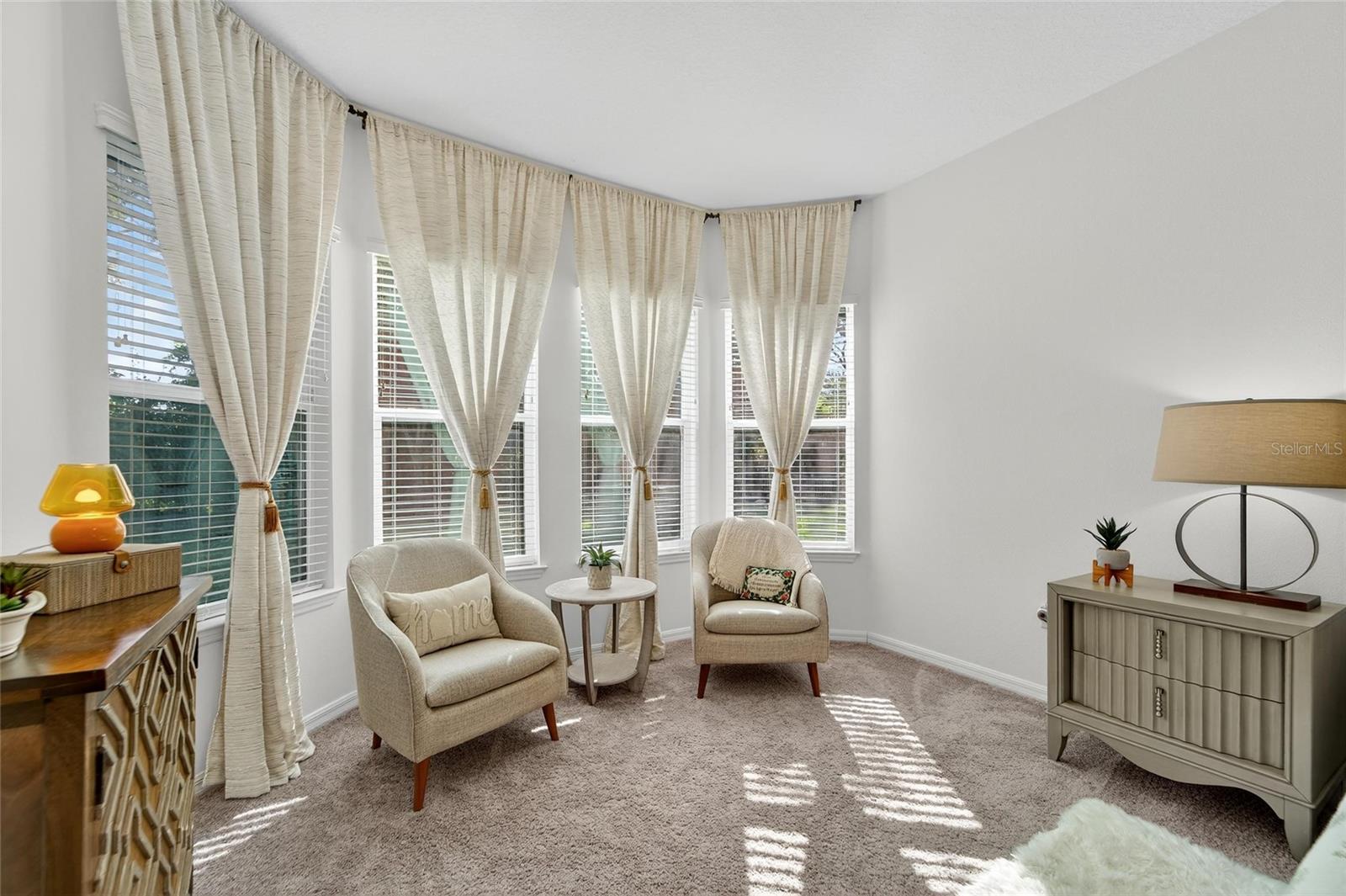 Listing photo id 43 for 10521 Alcon Blue Drive