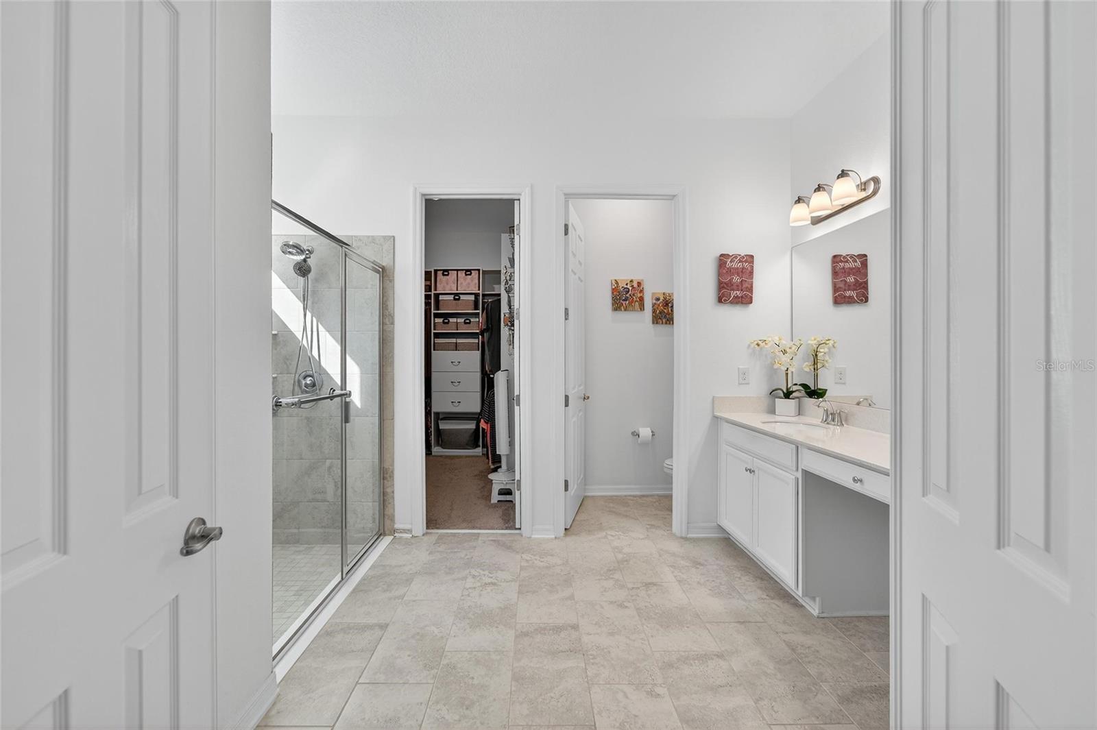 Listing photo id 46 for 10521 Alcon Blue Drive