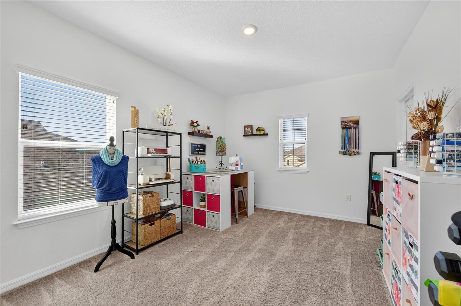 Listing photo id 72 for 10521 Alcon Blue Drive