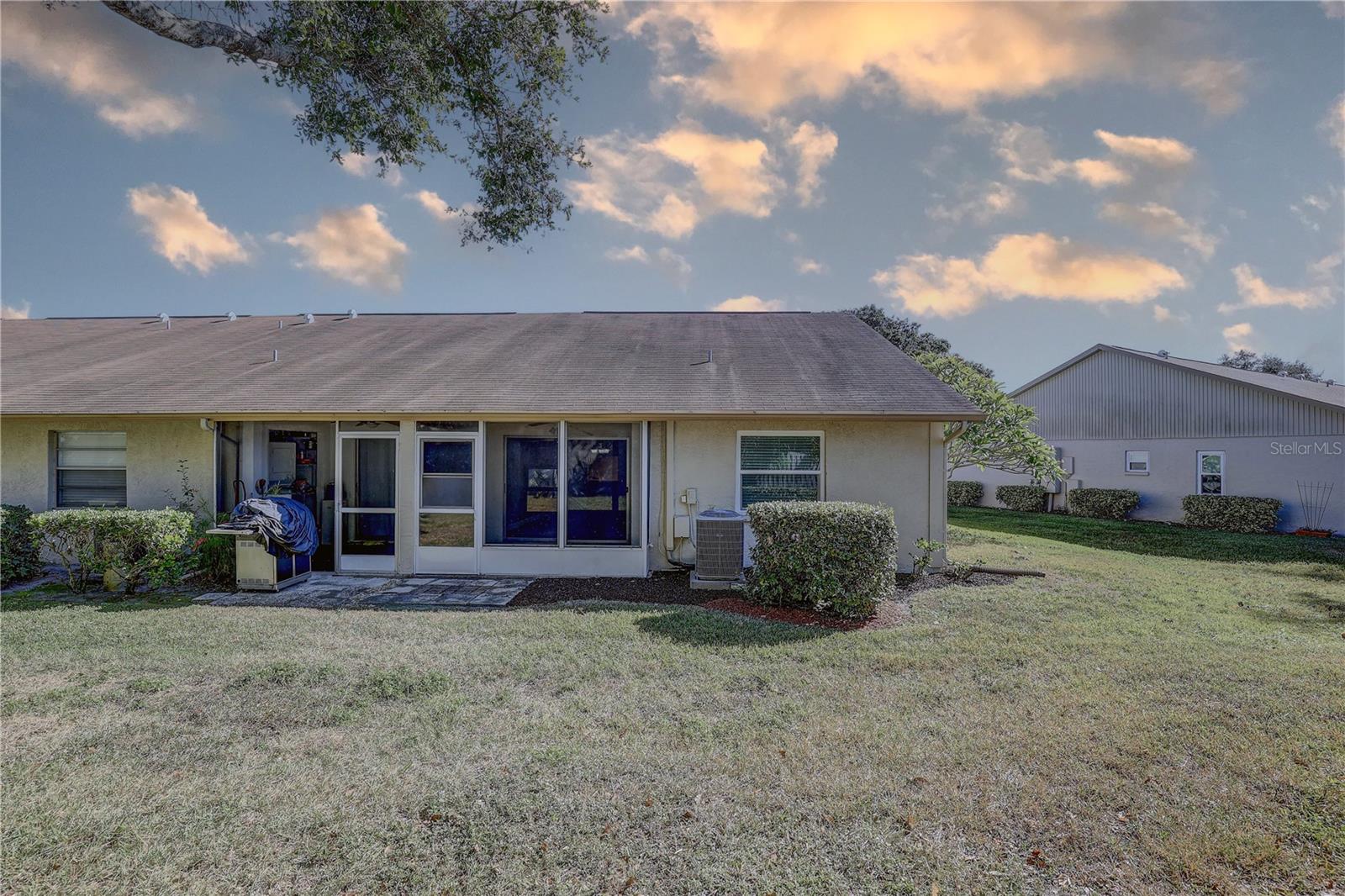 Image 23 of 25 For 10740 43rd Street N 401