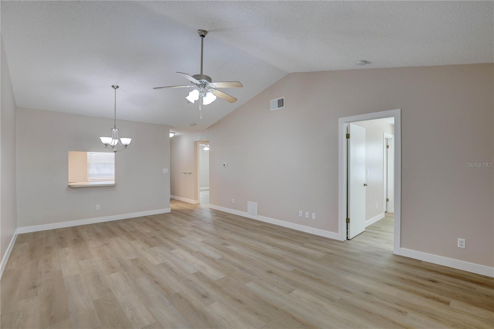 Image 7 of 25 For 10740 43rd Street N 401