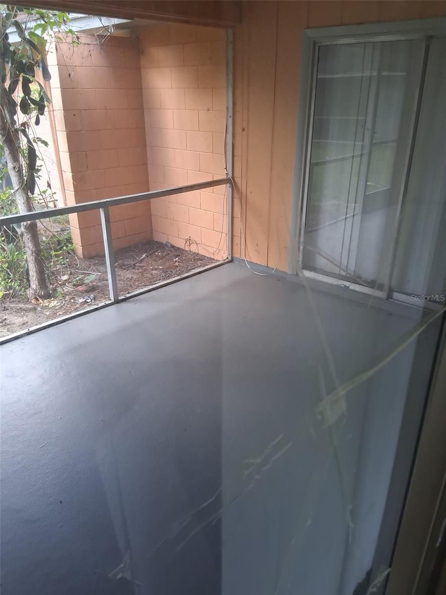 Image 10 of 10 For 7356 Balboa Drive 7356