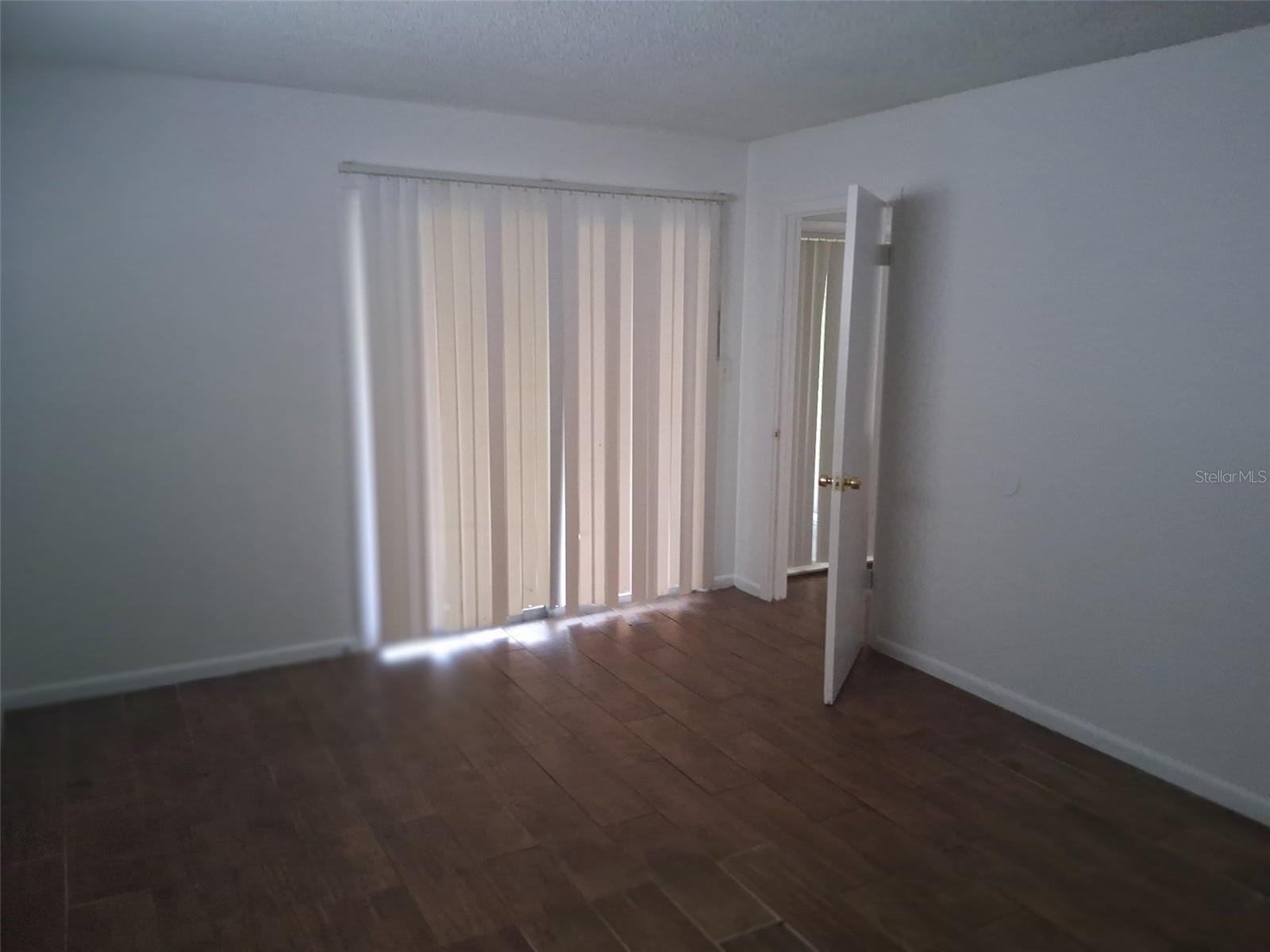 Image 4 of 10 For 7356 Balboa Drive 7356