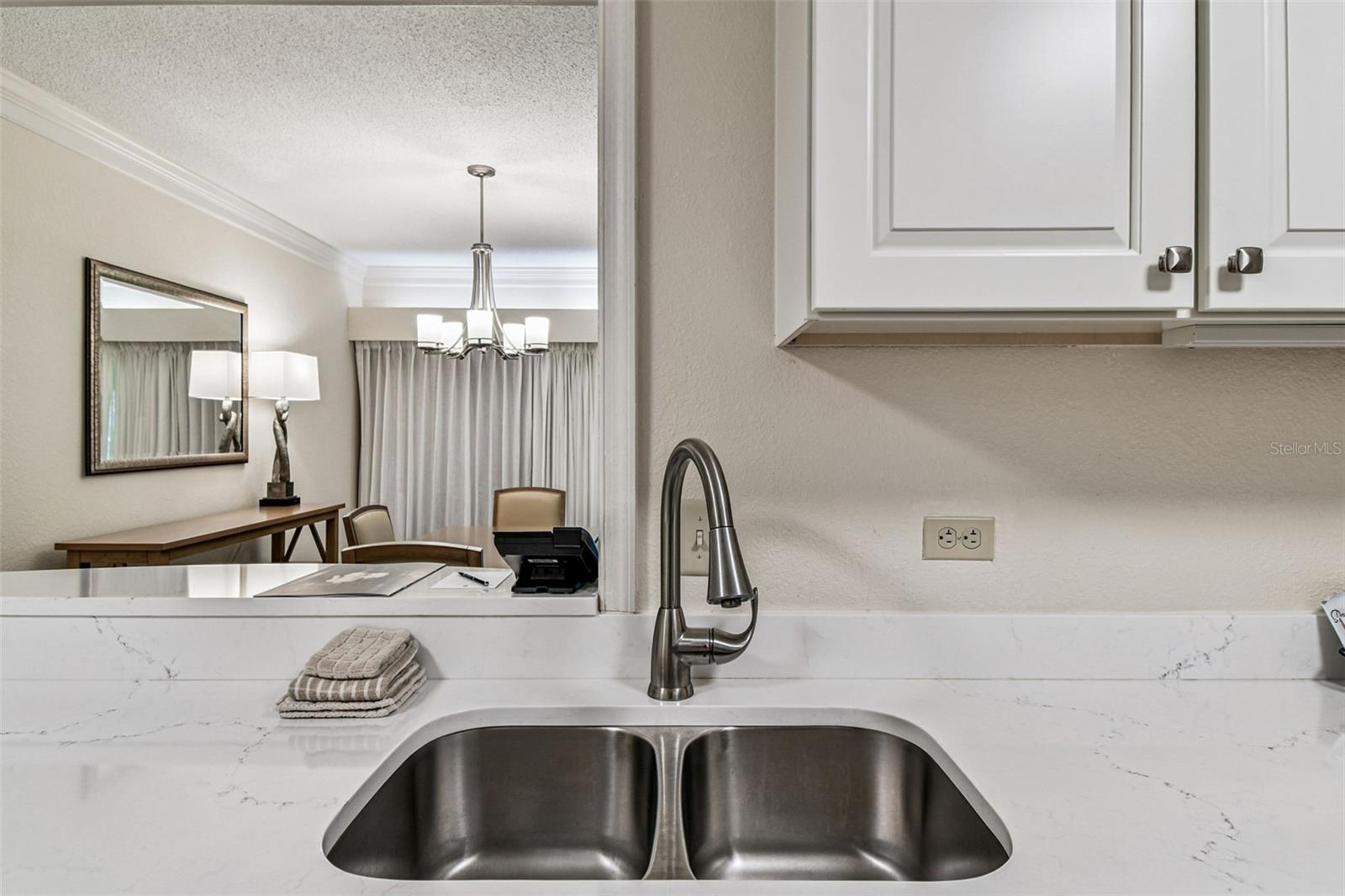 Image 11 of 70 For 36750 Us Highway 19 N 18208