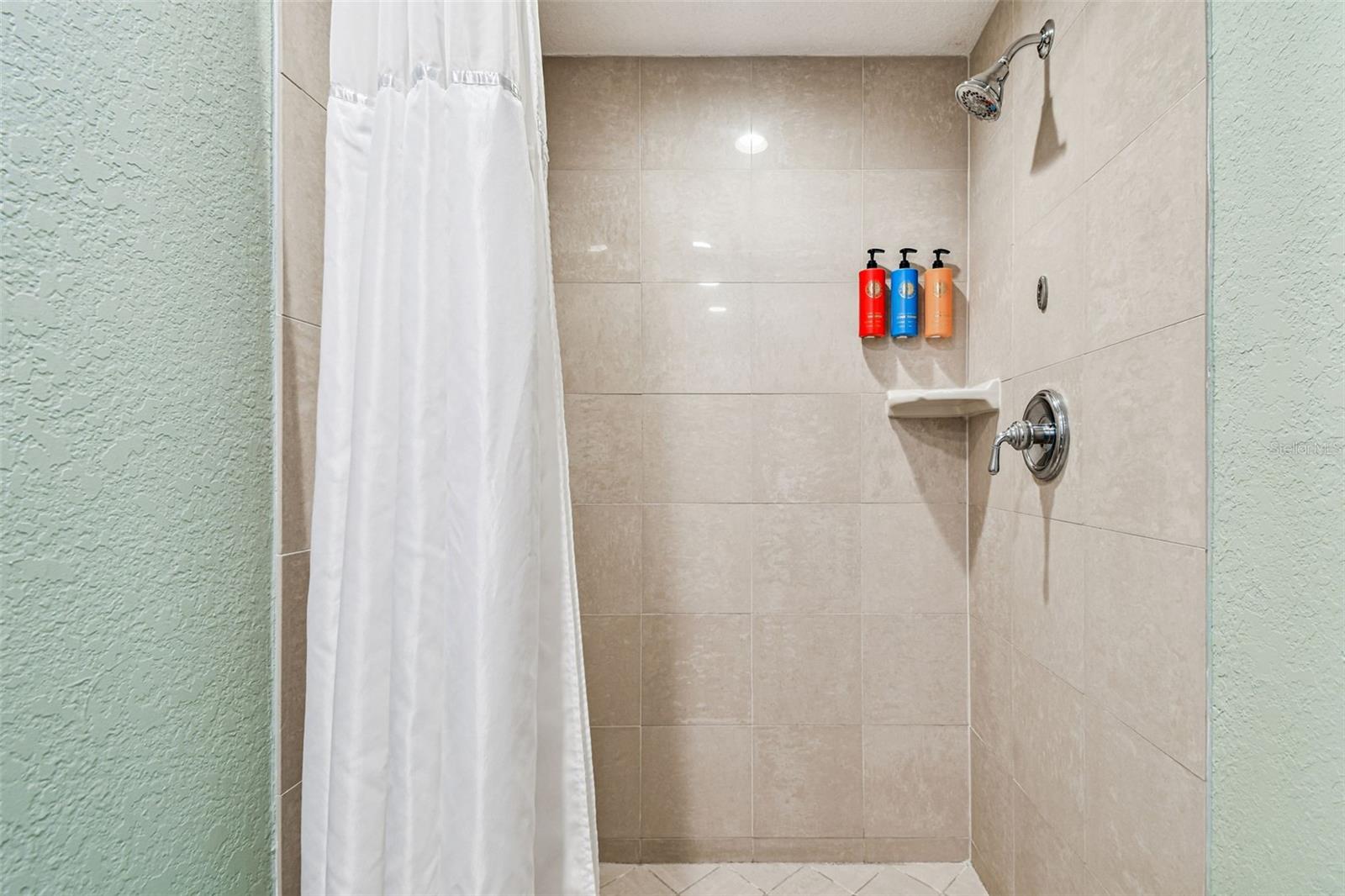 Image 26 of 70 For 36750 Us Highway 19 N 18208