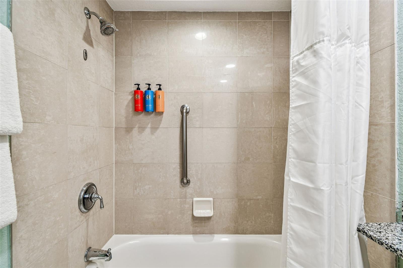 Image 35 of 70 For 36750 Us Highway 19 N 18208