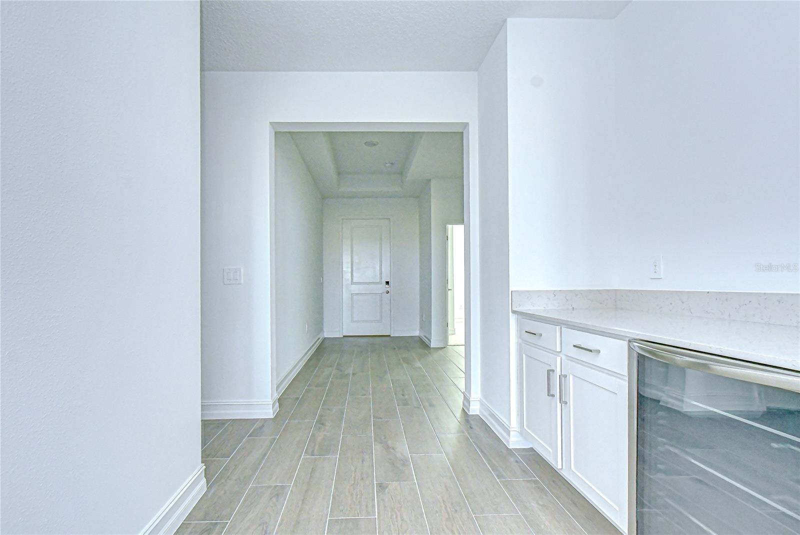 Image 25 of 59 For 9438 Gladsome Drive