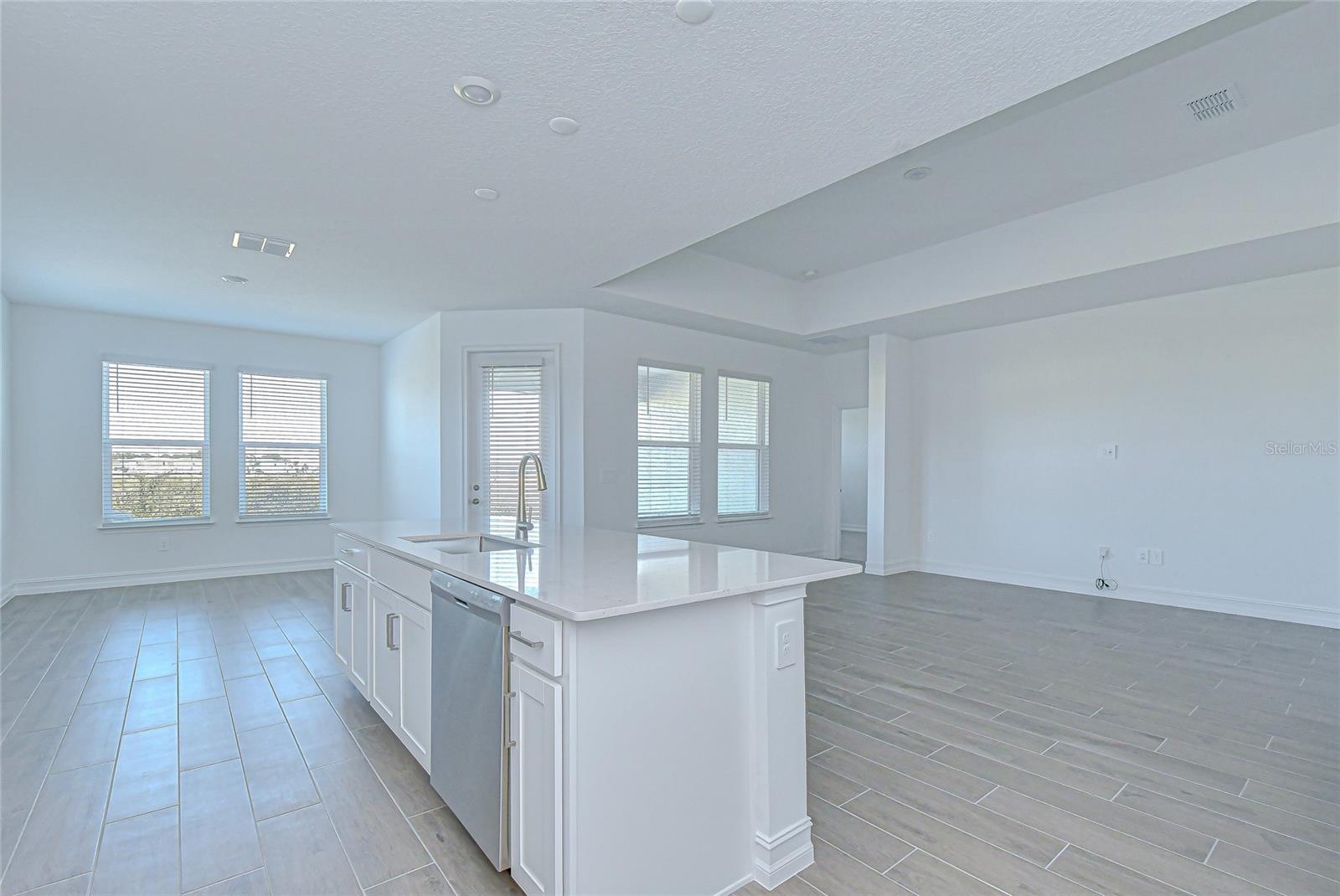 Image 32 of 59 For 9438 Gladsome Drive