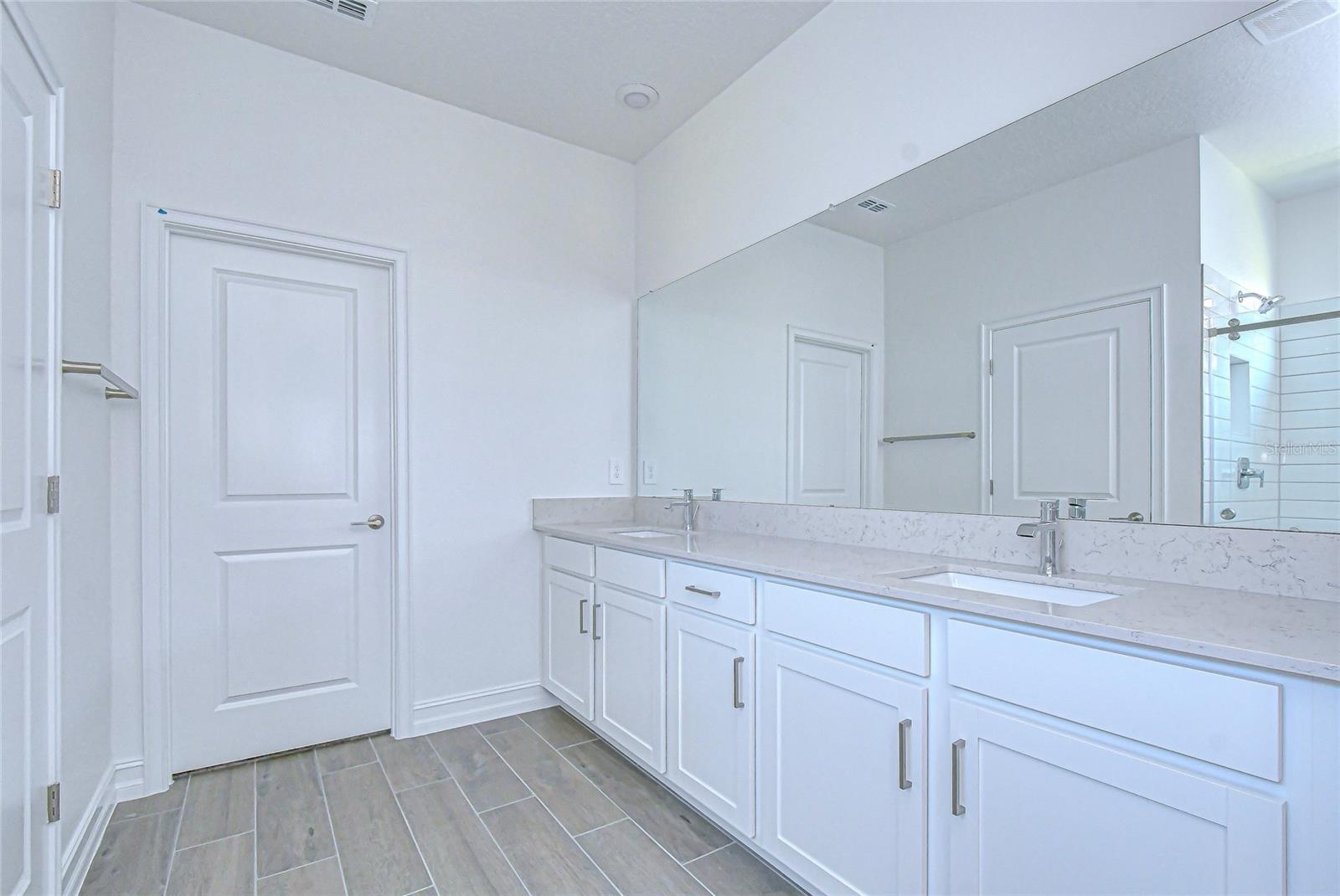 Image 8 of 59 For 9438 Gladsome Drive