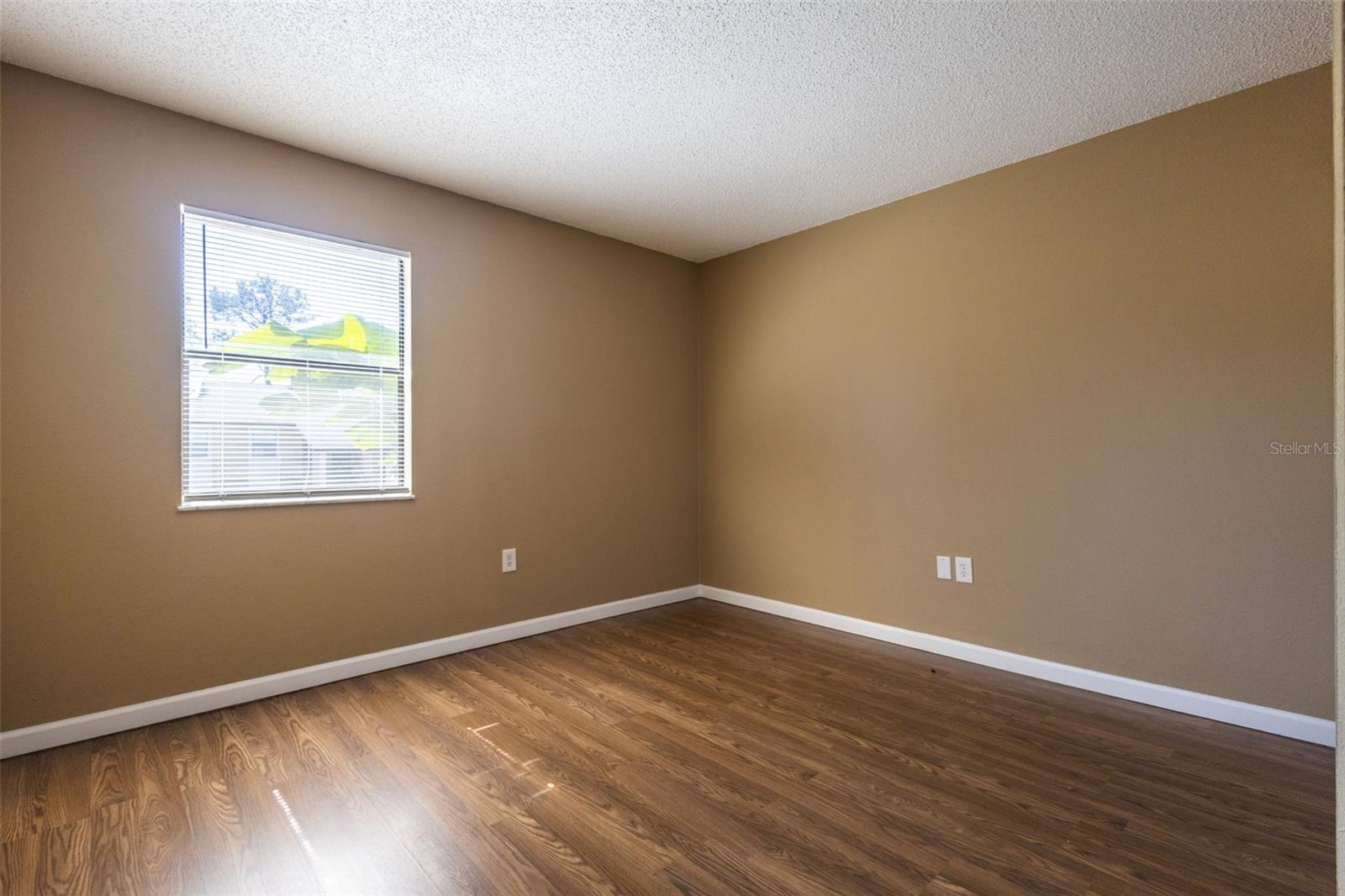 Image 10 of 26 For 10177 Sailwinds Boulevard S 205